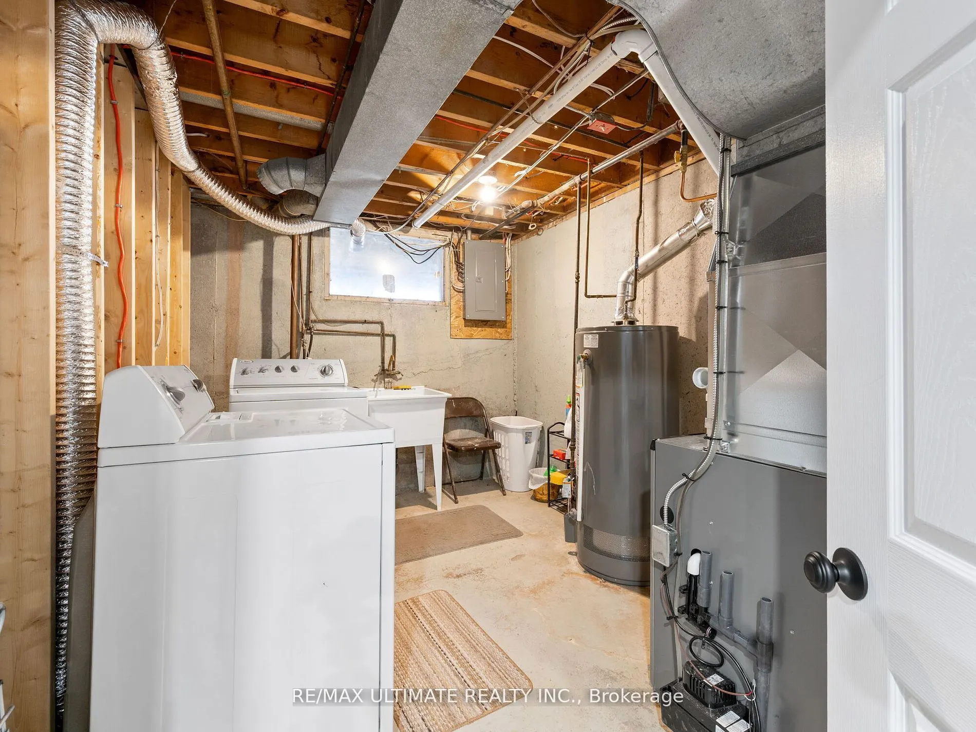 252 Bertie Street, #3