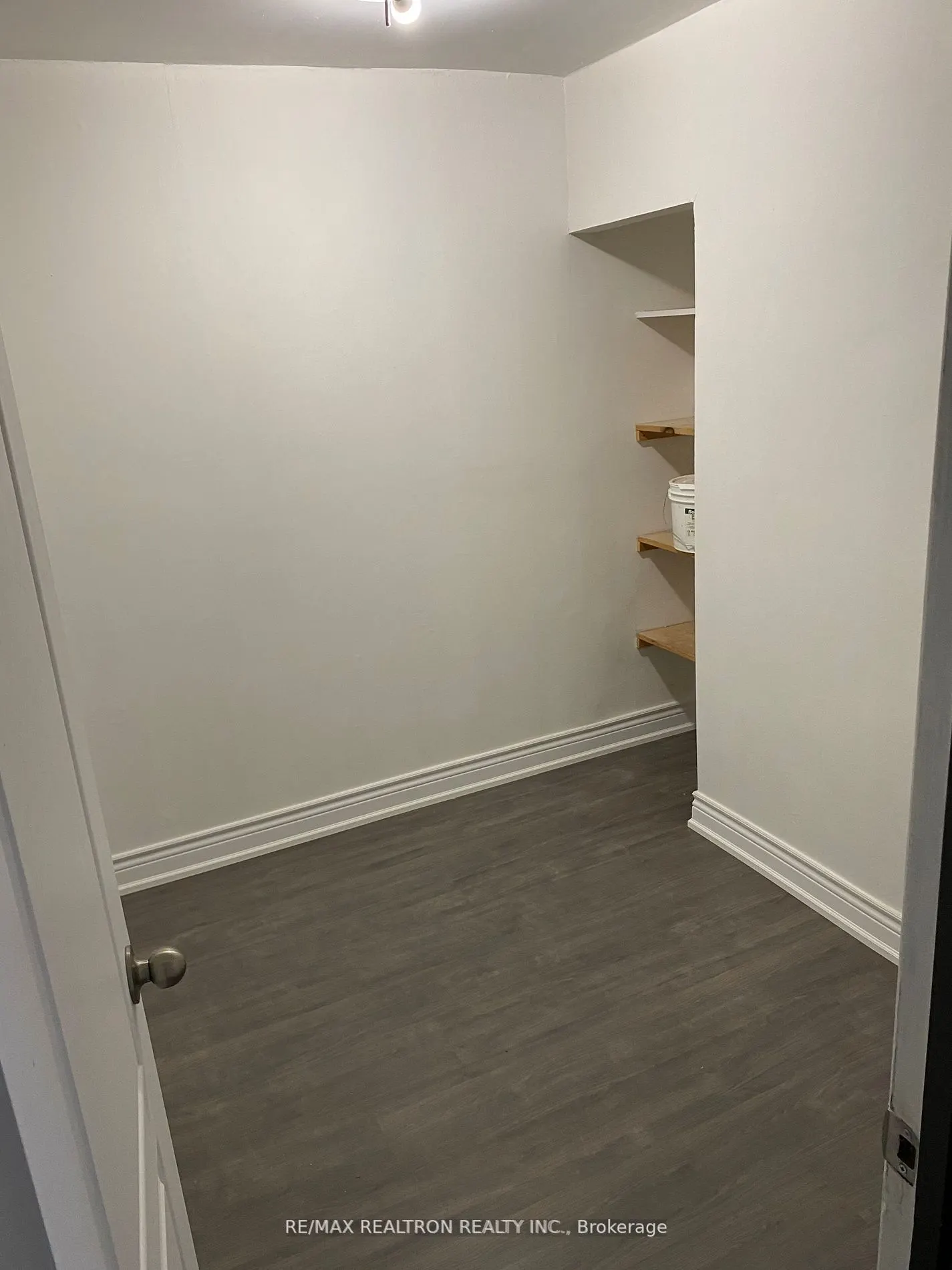 65 Glenelg Street W, #1