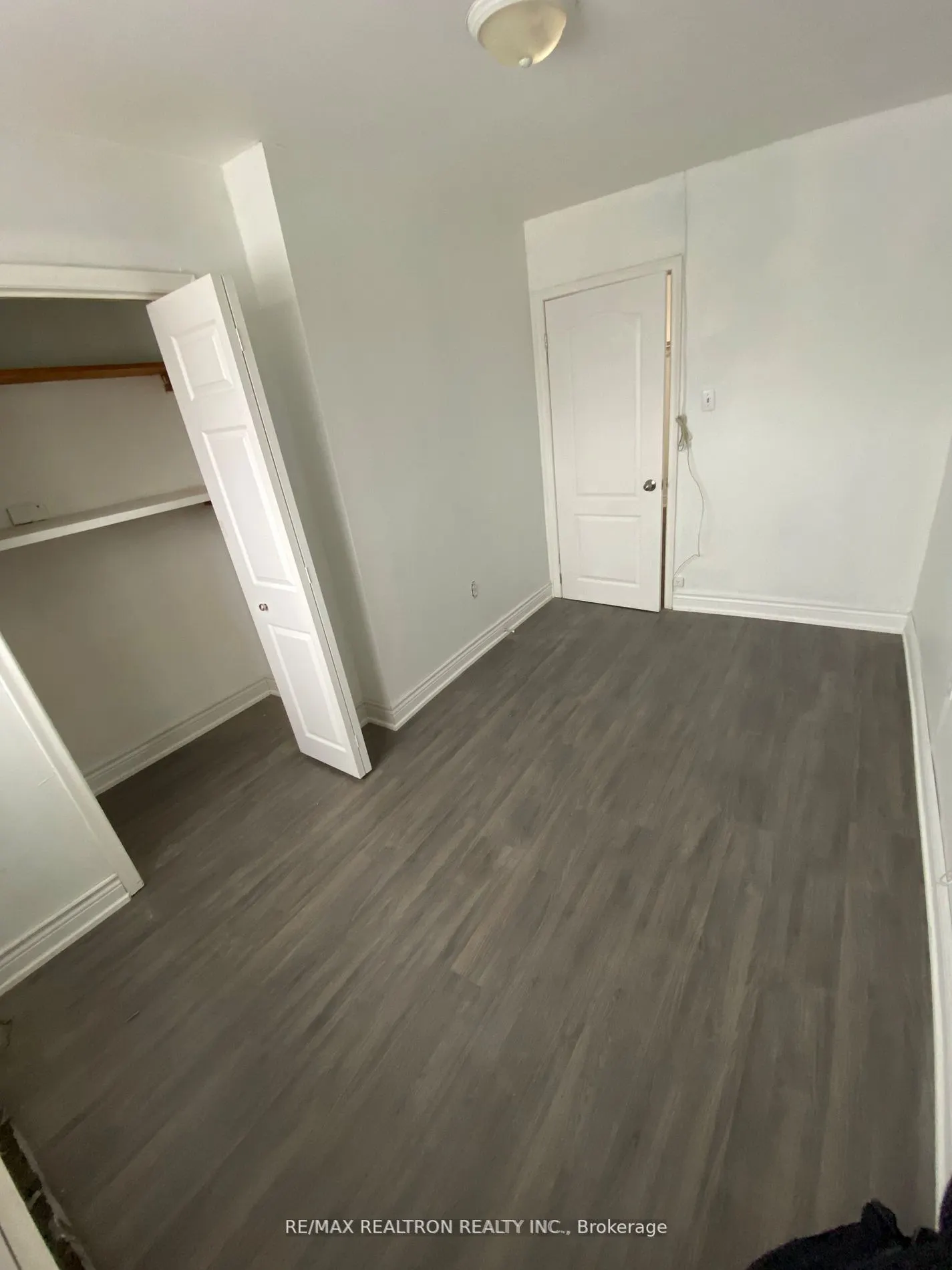 65 Glenelg Street W, #1
