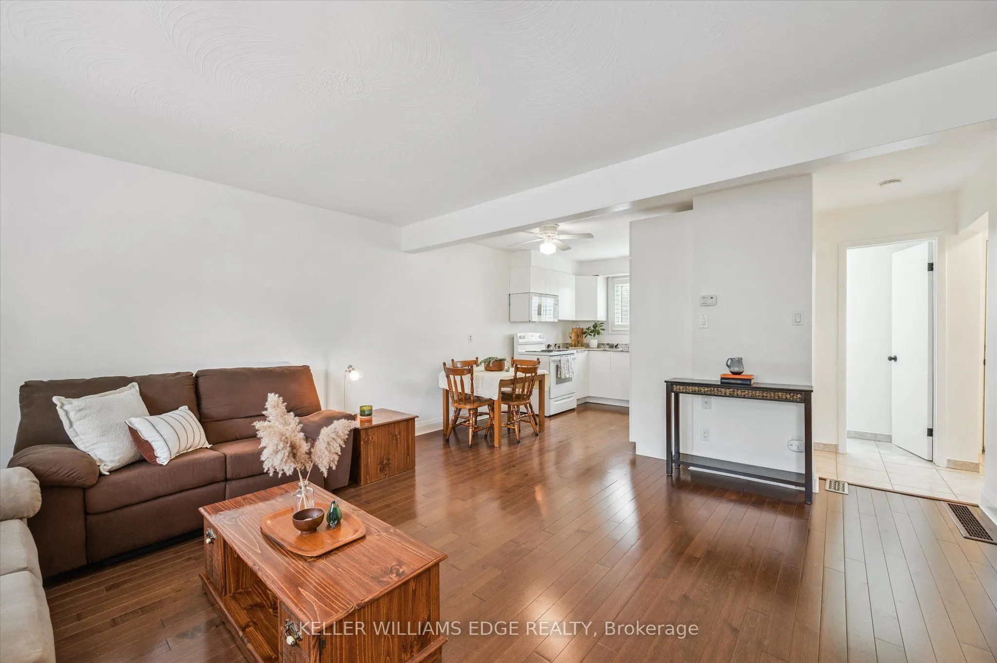 161 Berkindale Drive, #6