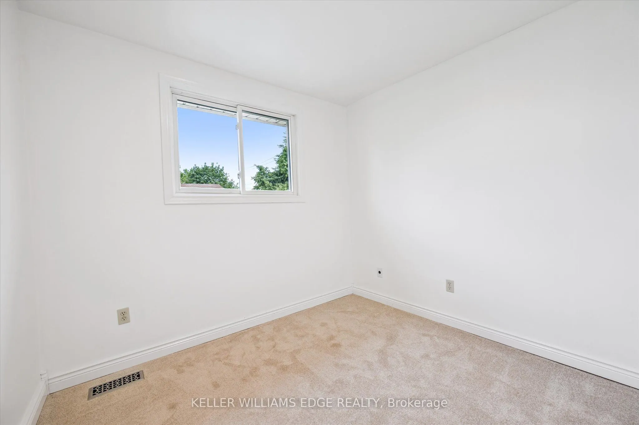 161 Berkindale Drive, #6