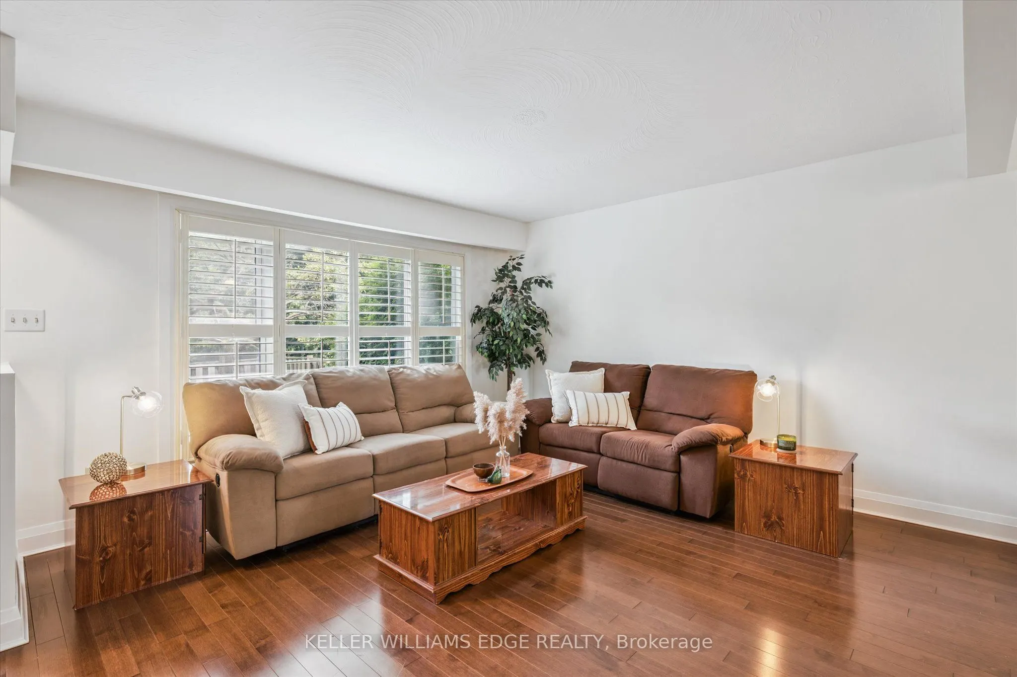 161 Berkindale Drive, #6