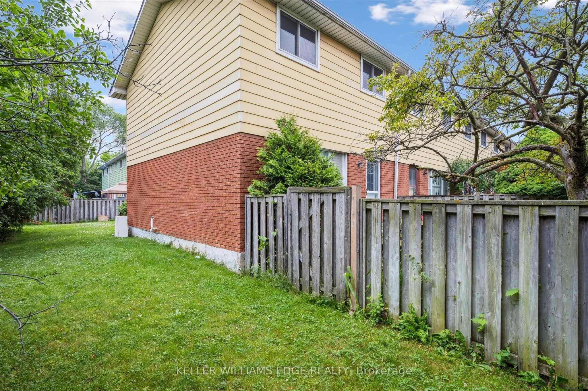 161 Berkindale Drive, #6