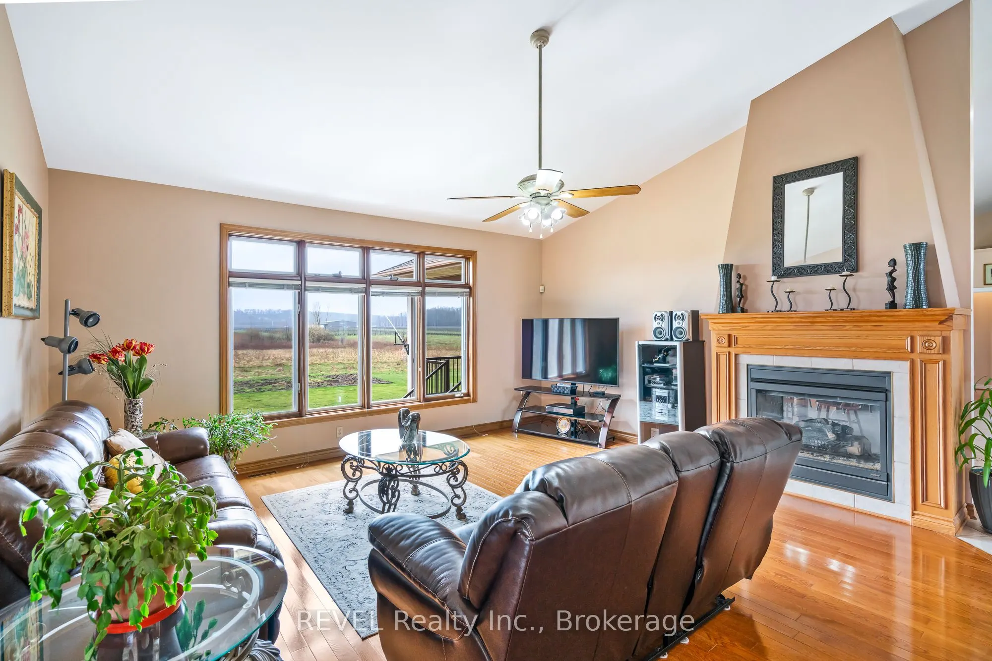 925 QUEENSTON Road