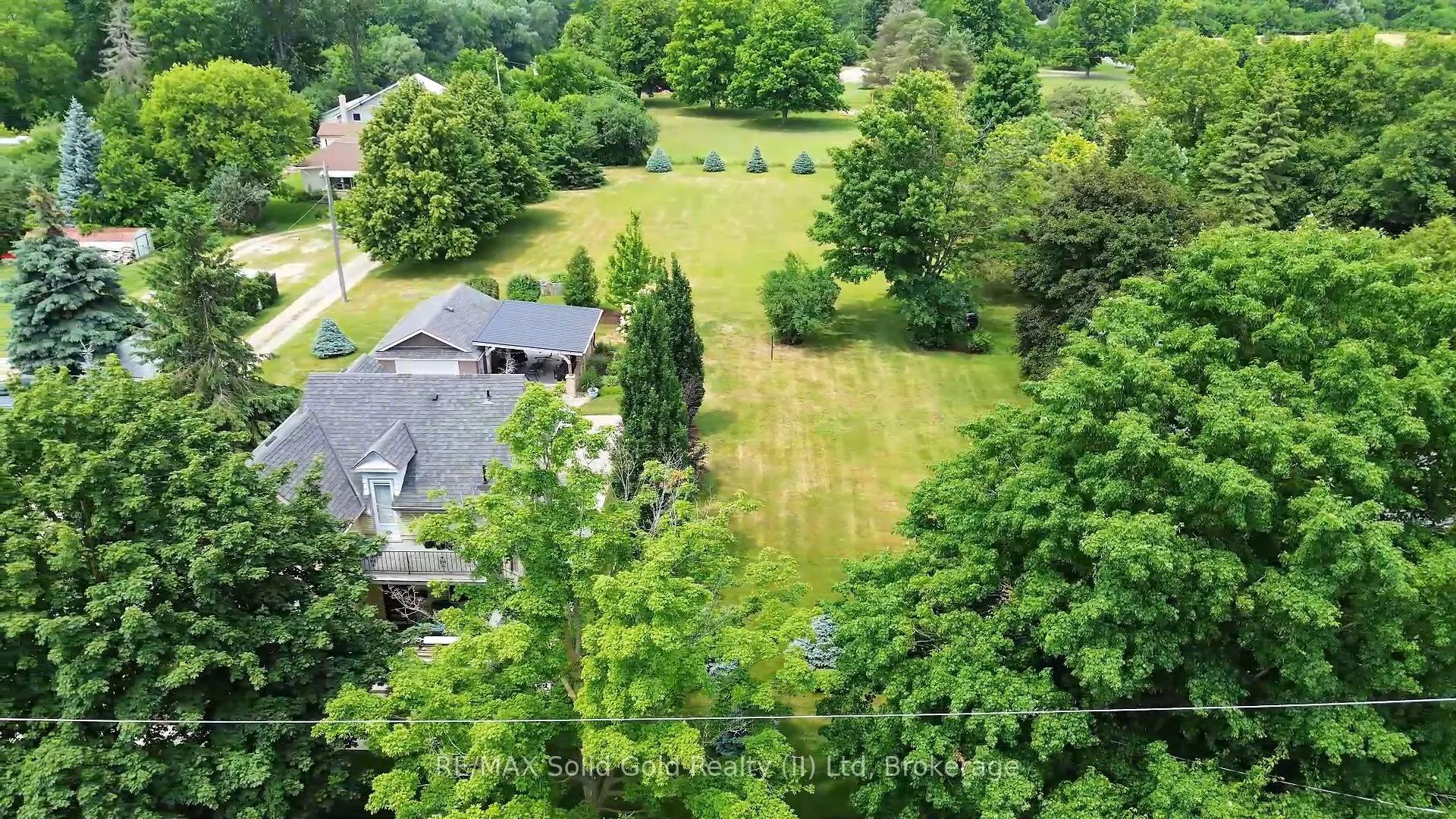 141-B Bloomingdale Road N