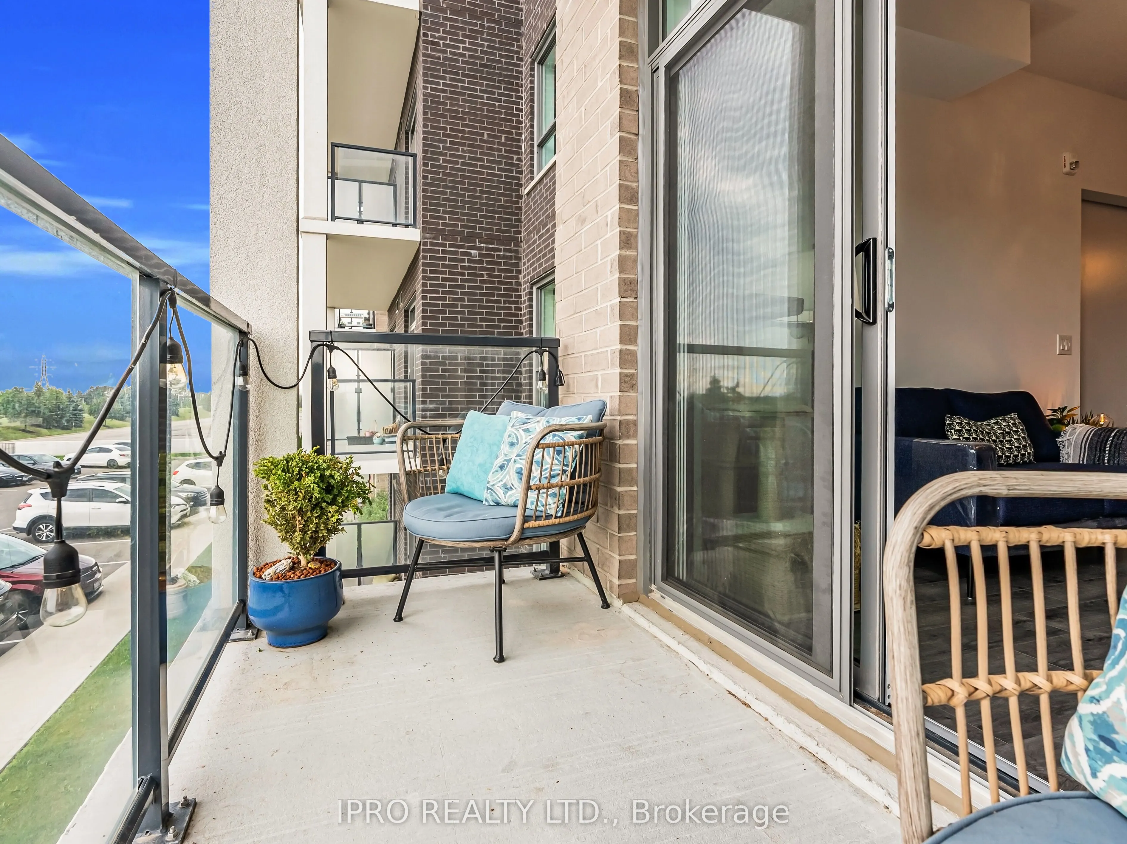 5055 Greenlane Road, #208