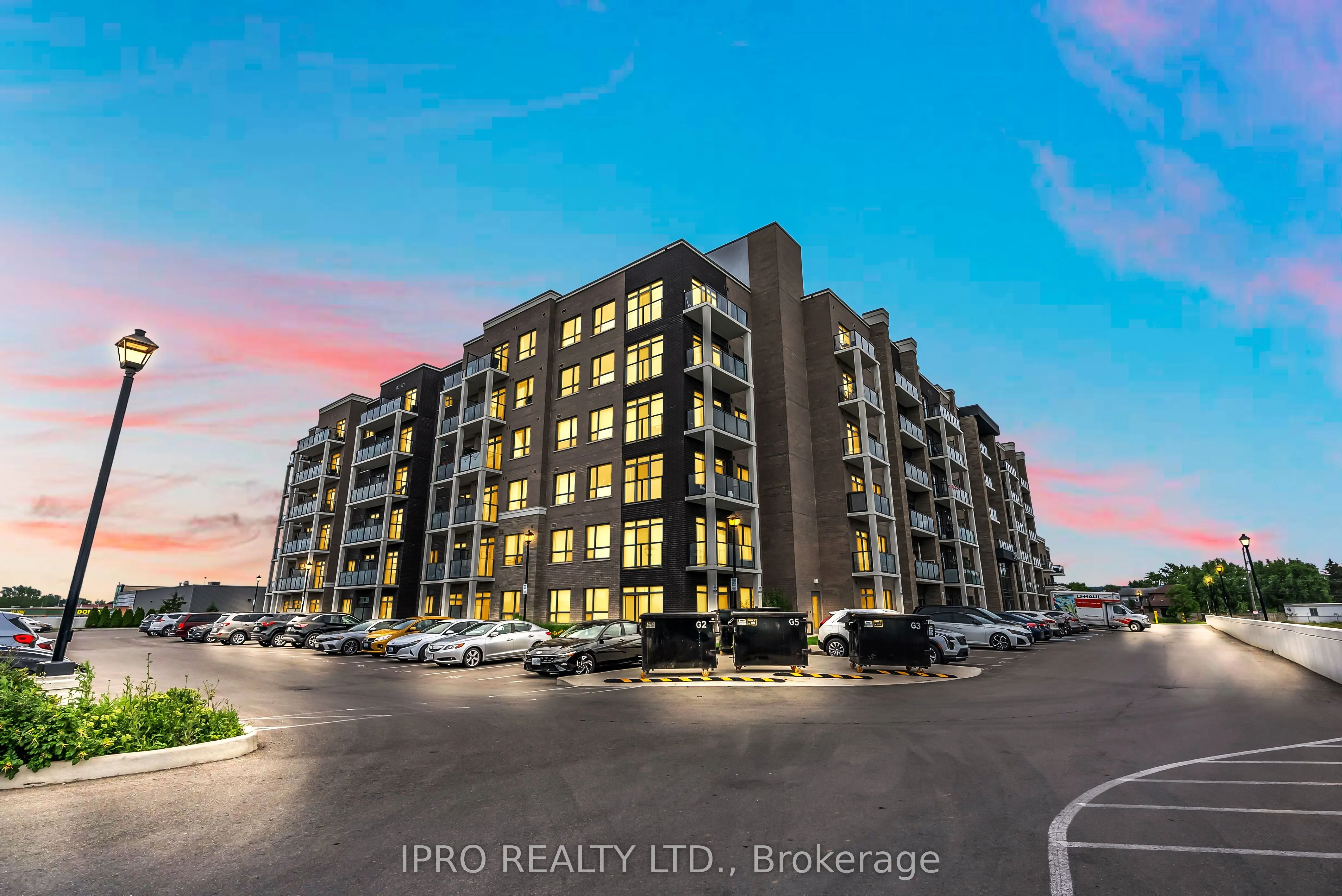 5055 Greenlane Road, #208