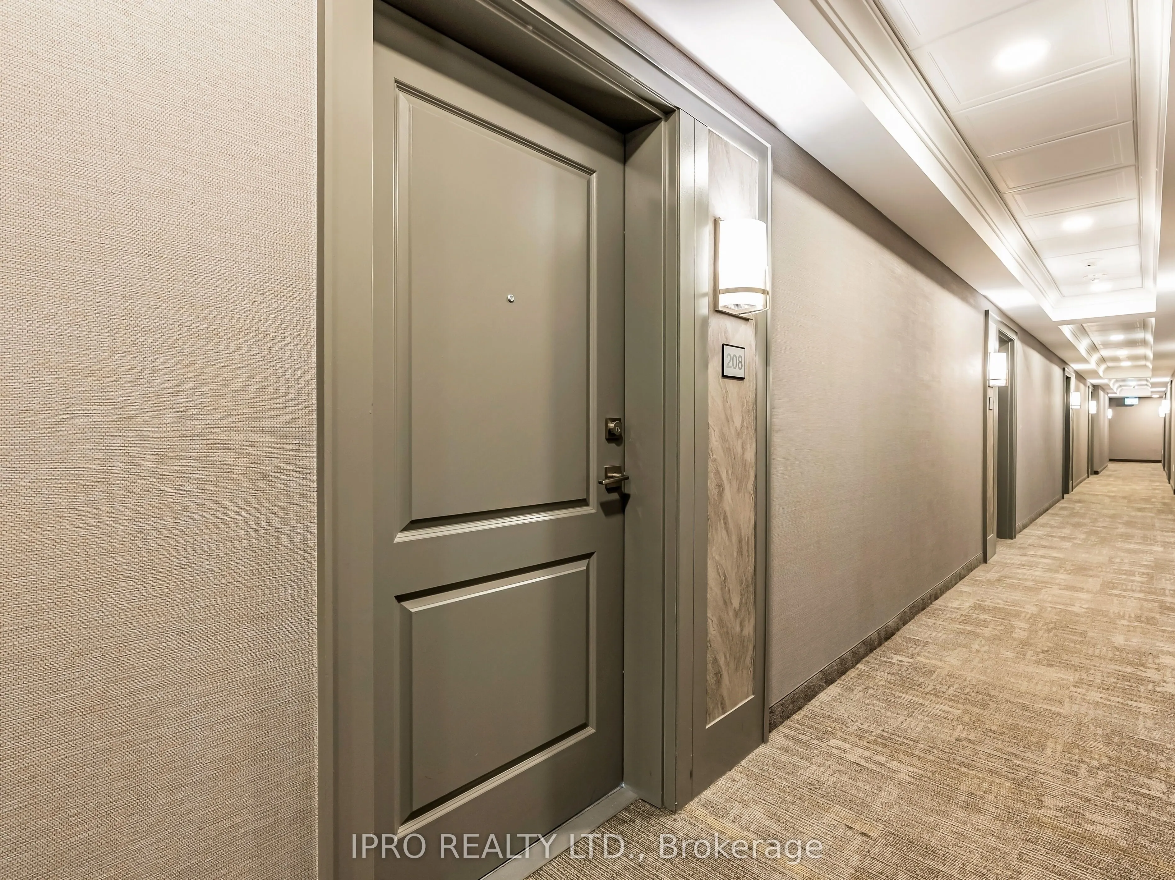 5055 Greenlane Road, #208