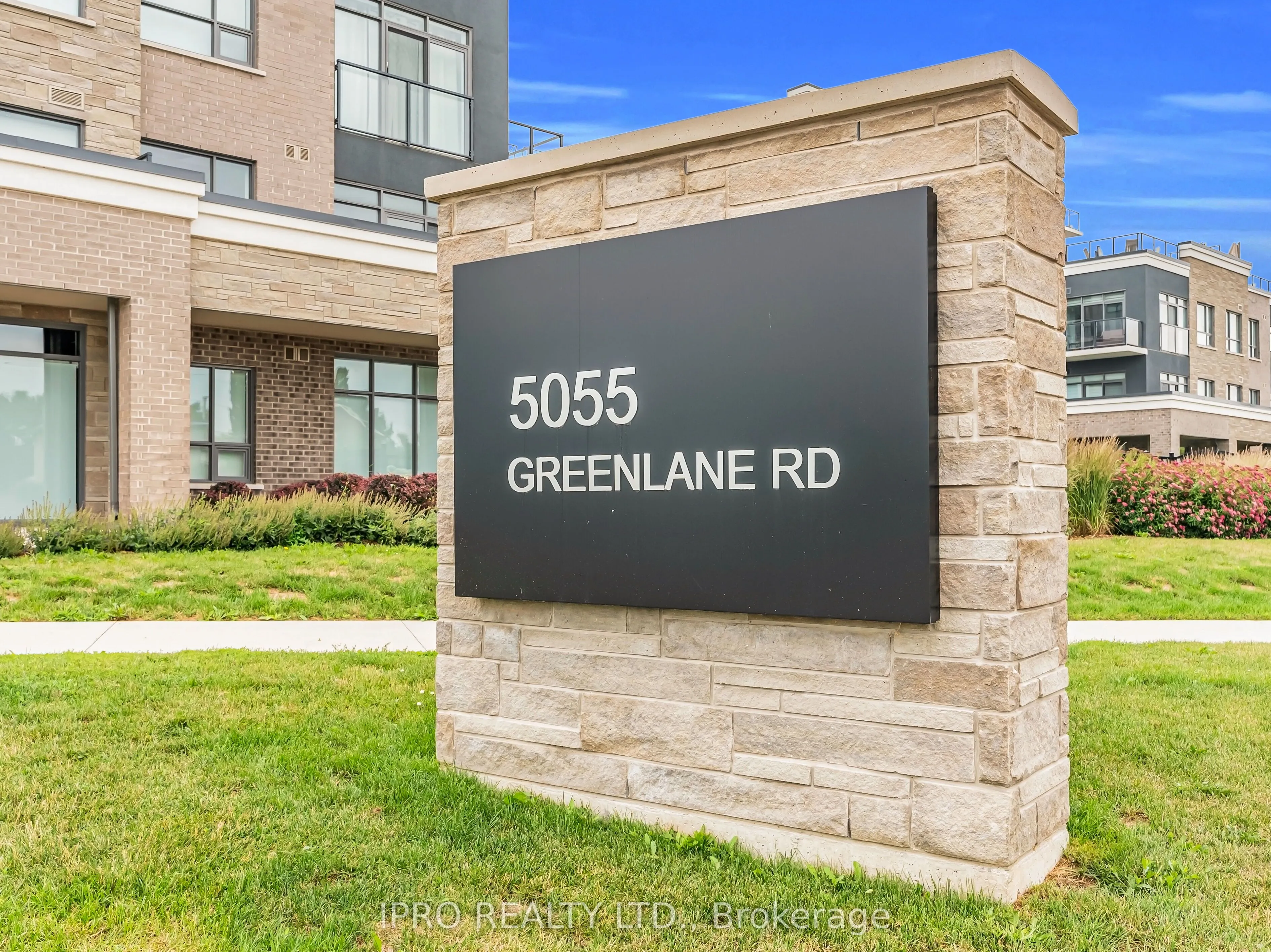 5055 Greenlane Road, #208