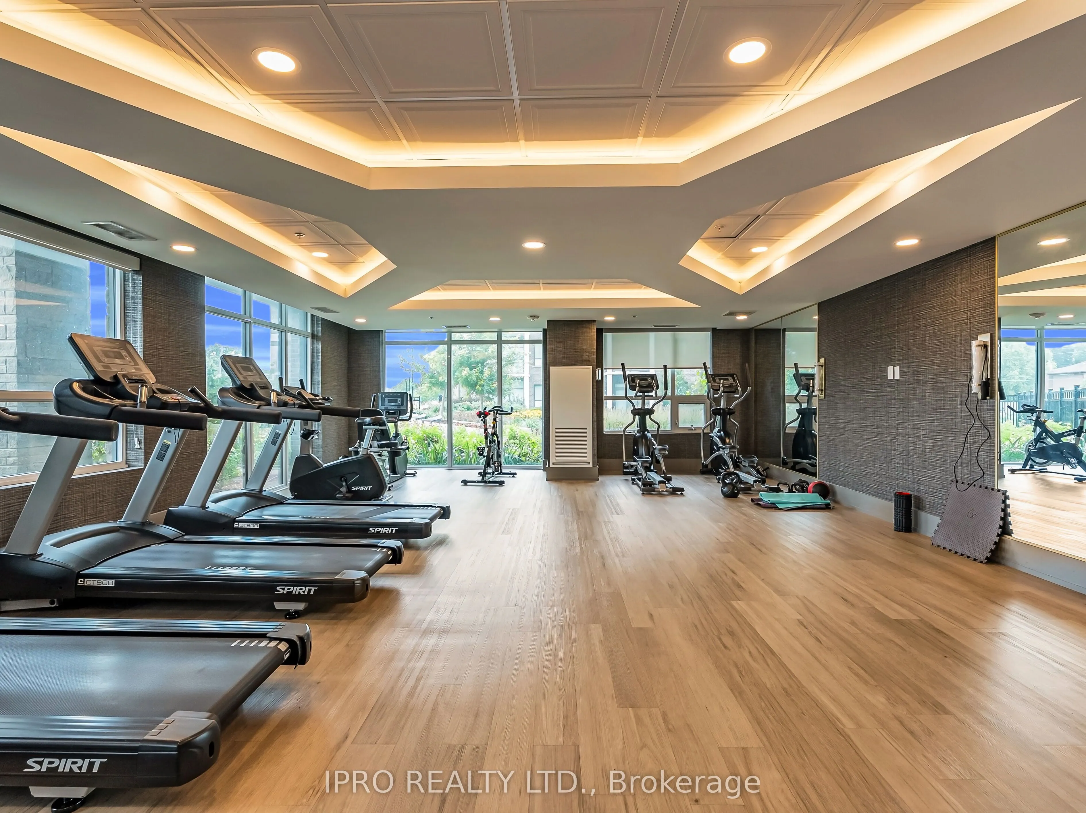 5055 Greenlane Road, #208