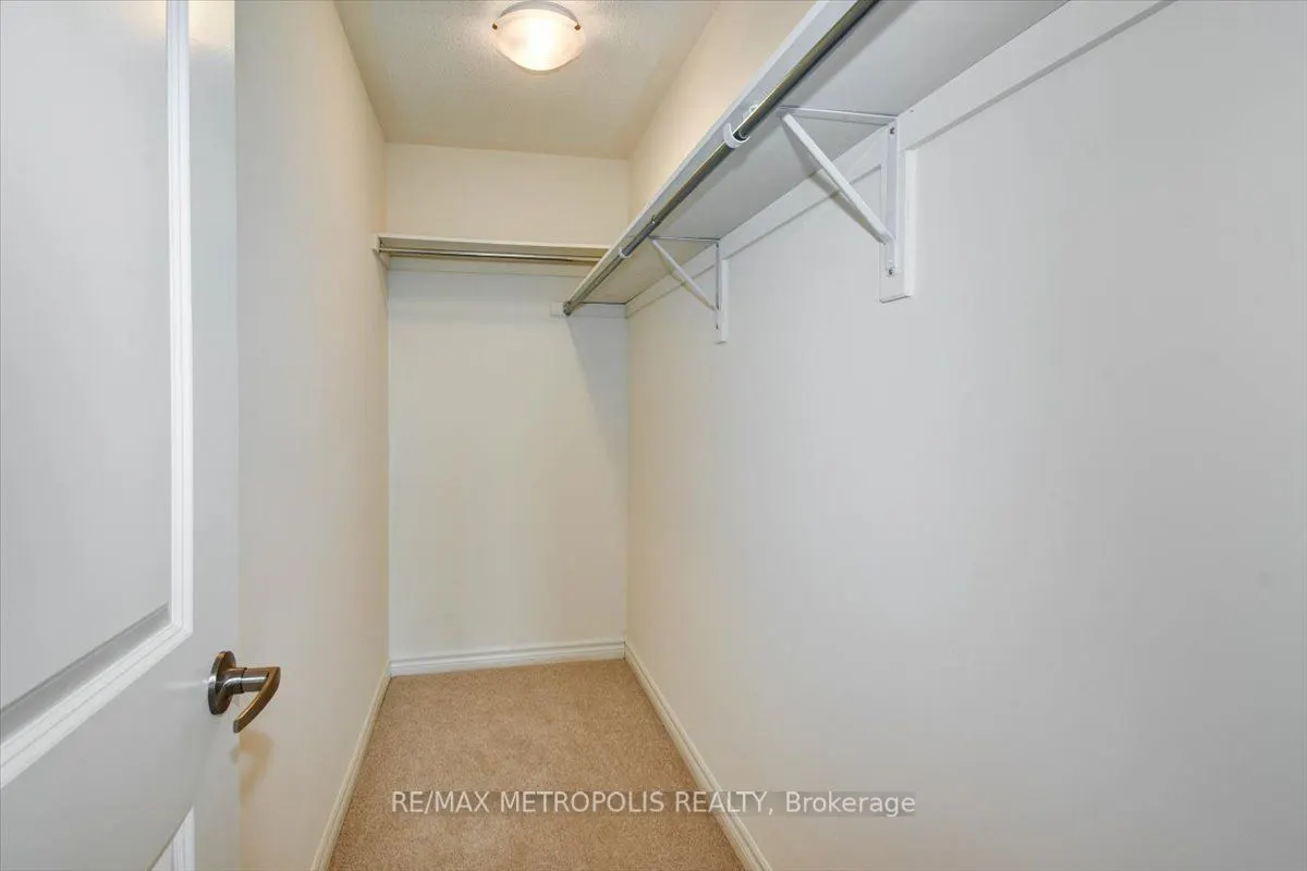 78 Hillcroft Way