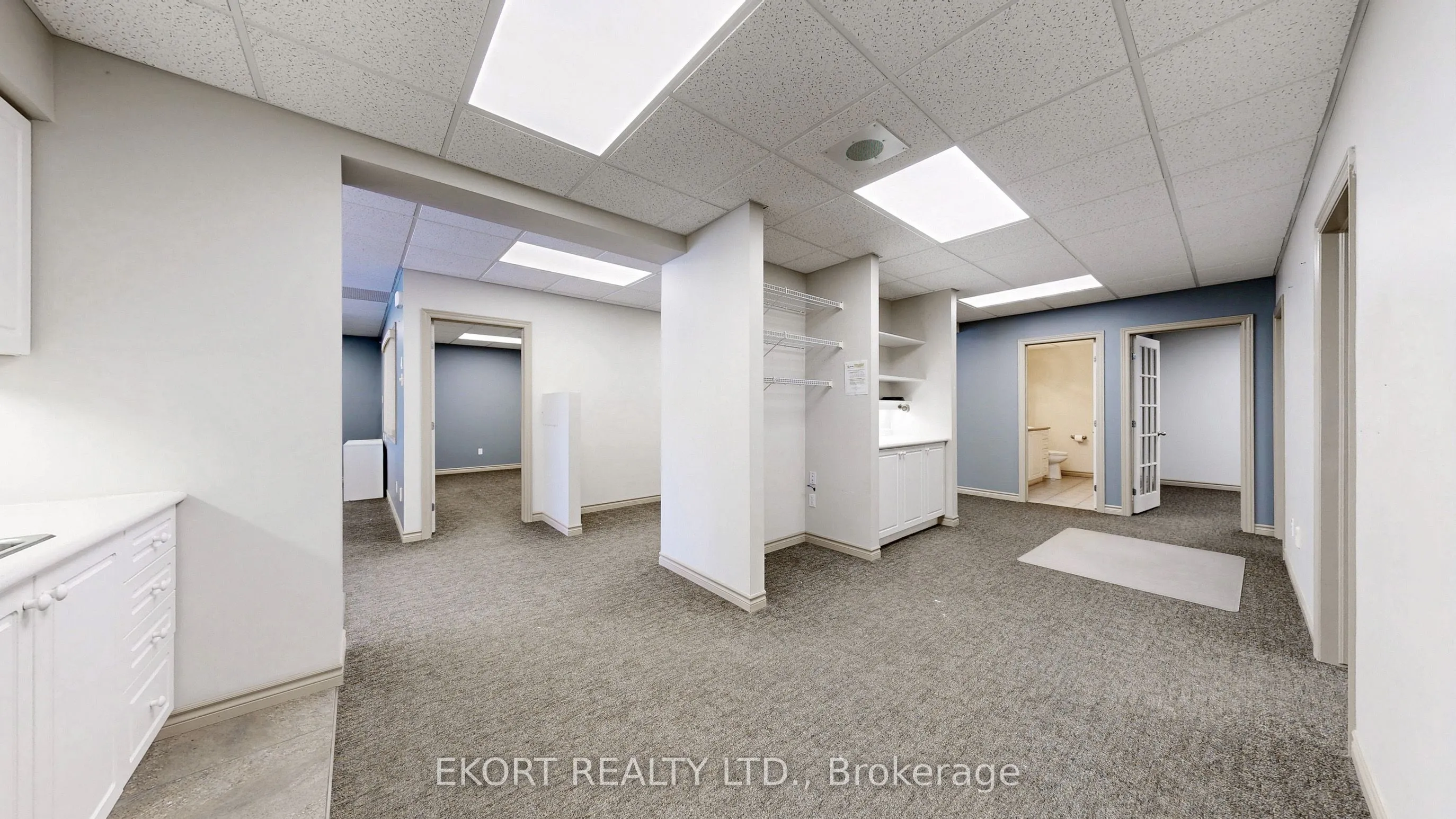499 Dundas Street W, #5