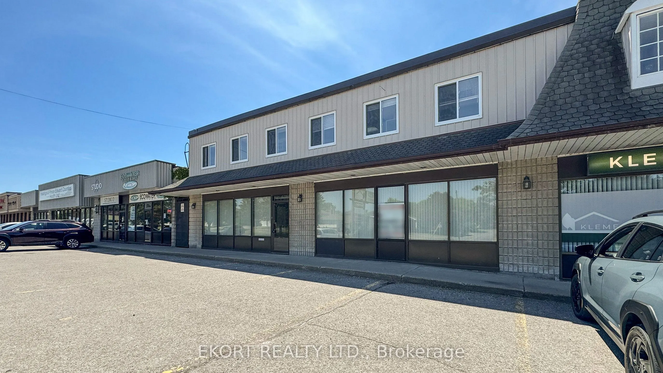 499 Dundas Street W, #5