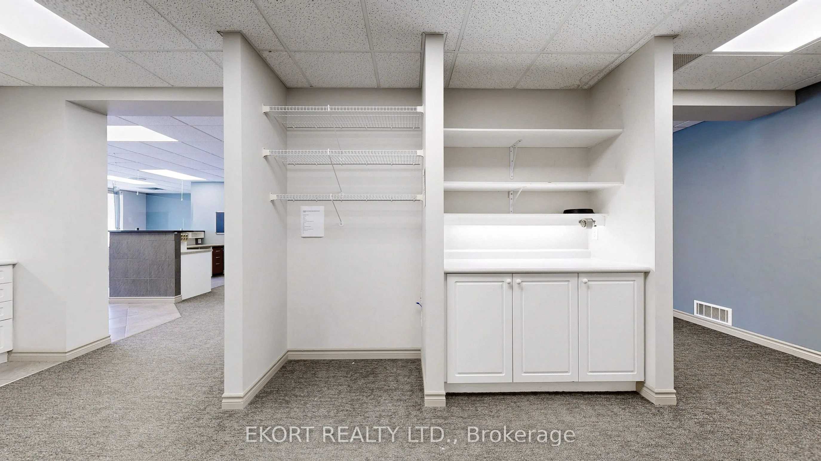 499 Dundas Street W, #5