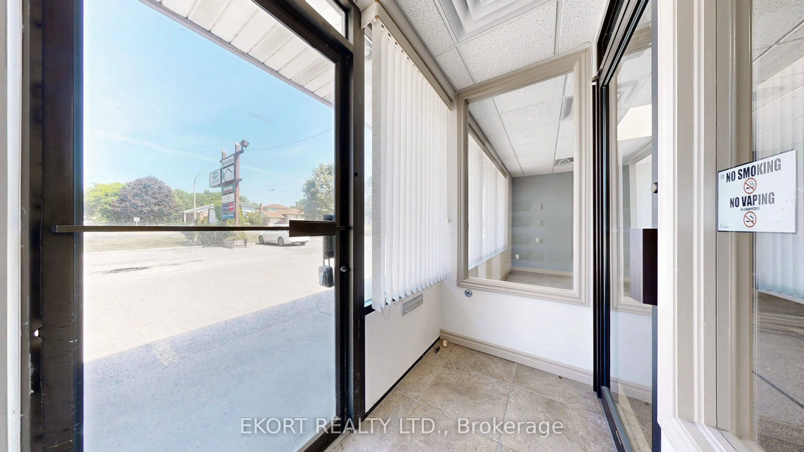 499 Dundas Street W, #5