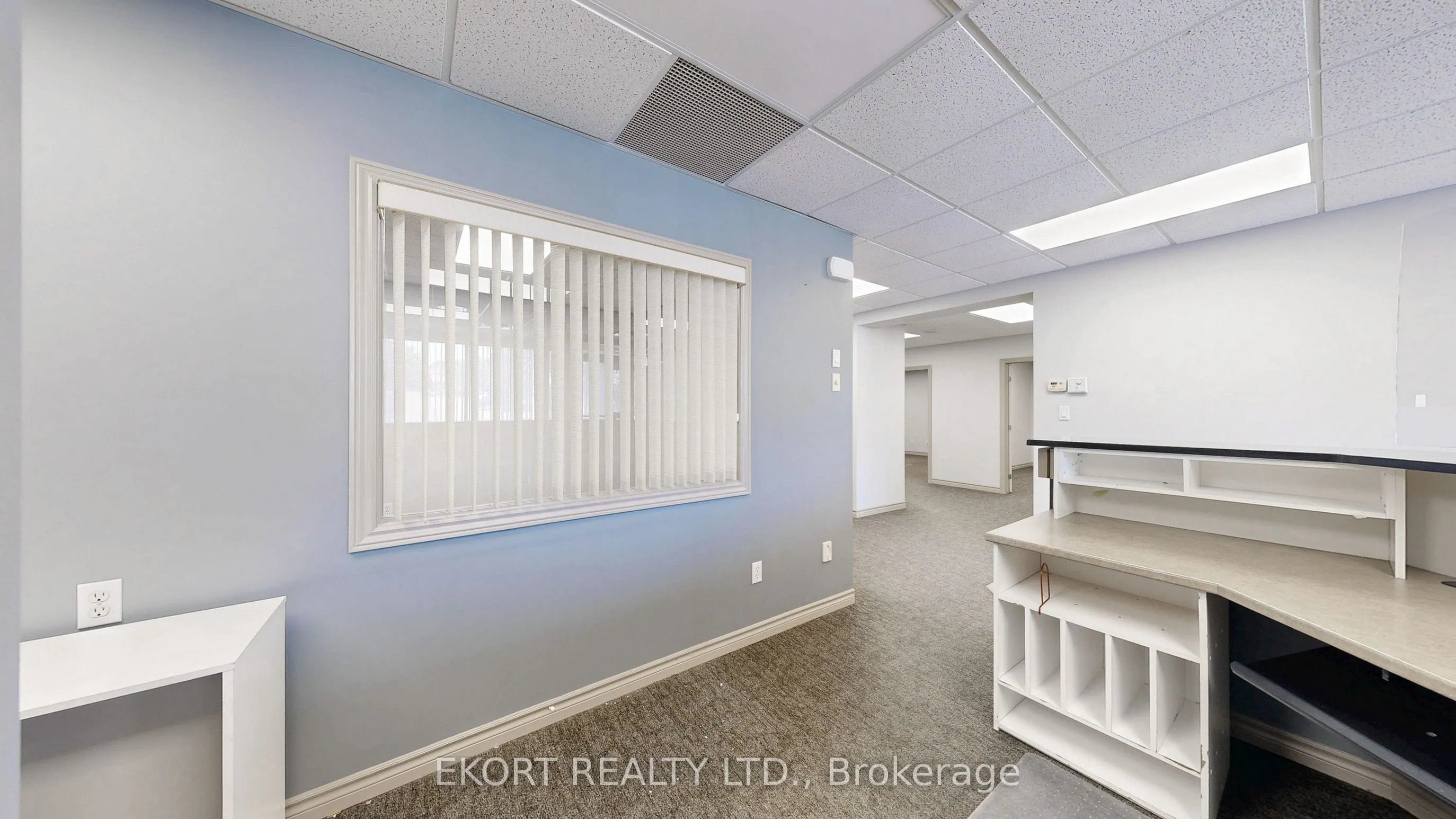 499 Dundas Street W, #5