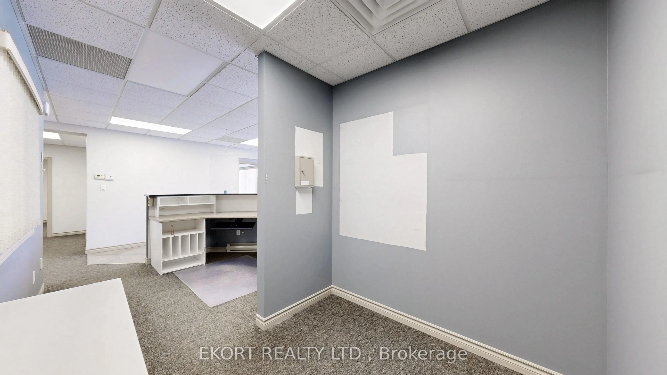 499 Dundas Street W, #5