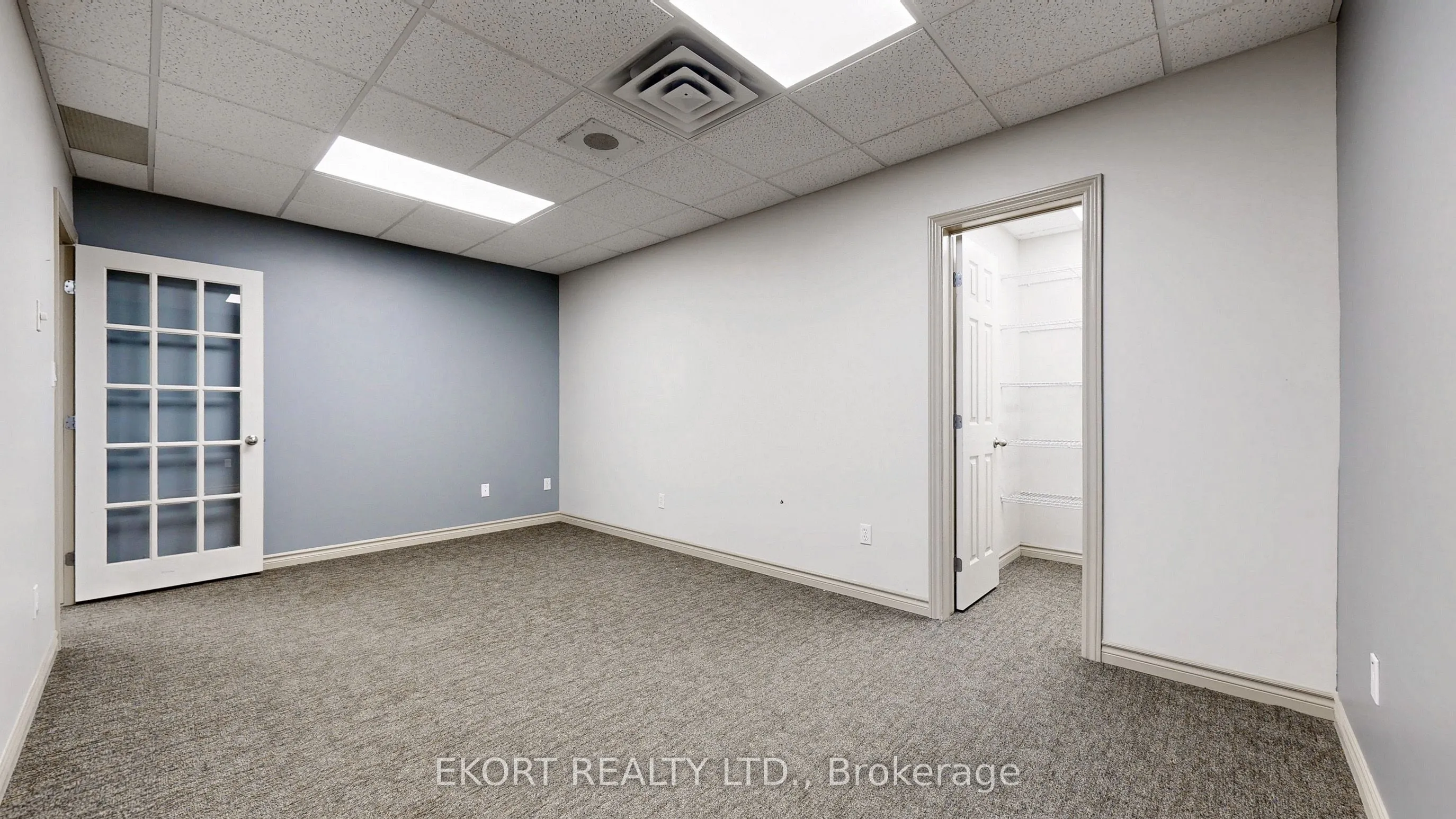 499 Dundas Street W, #5