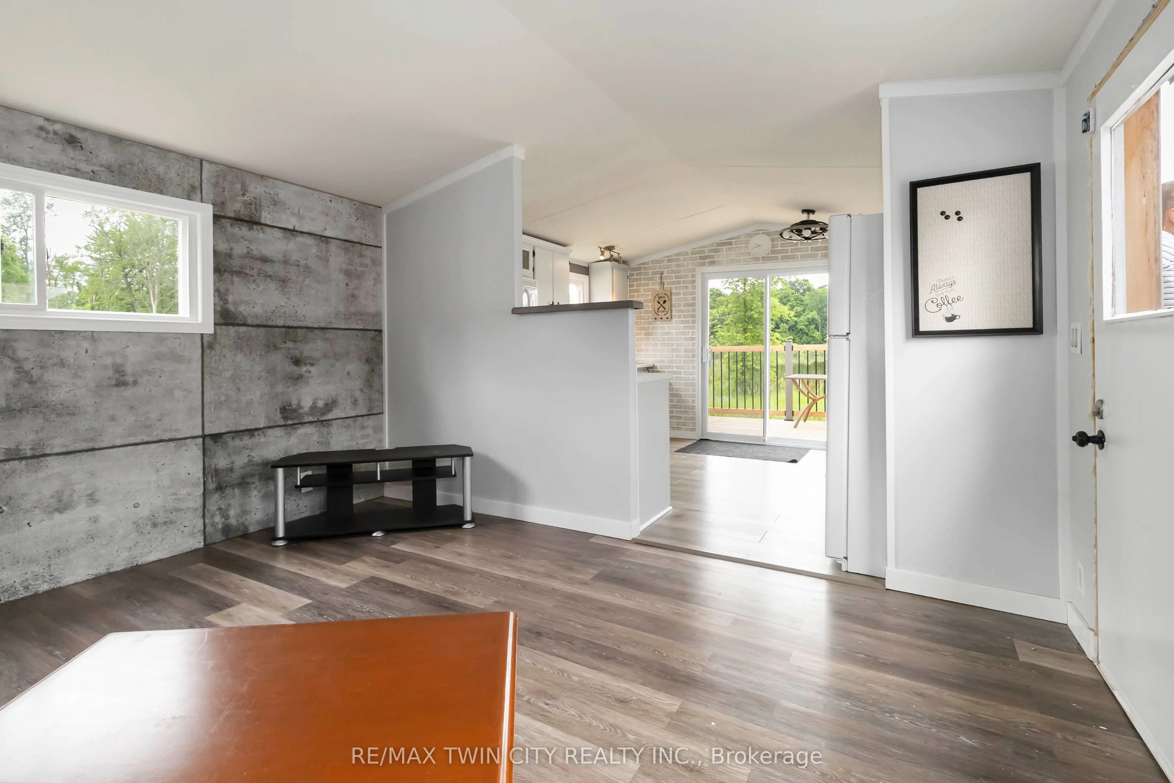 99 Fourth Concession Road, #243