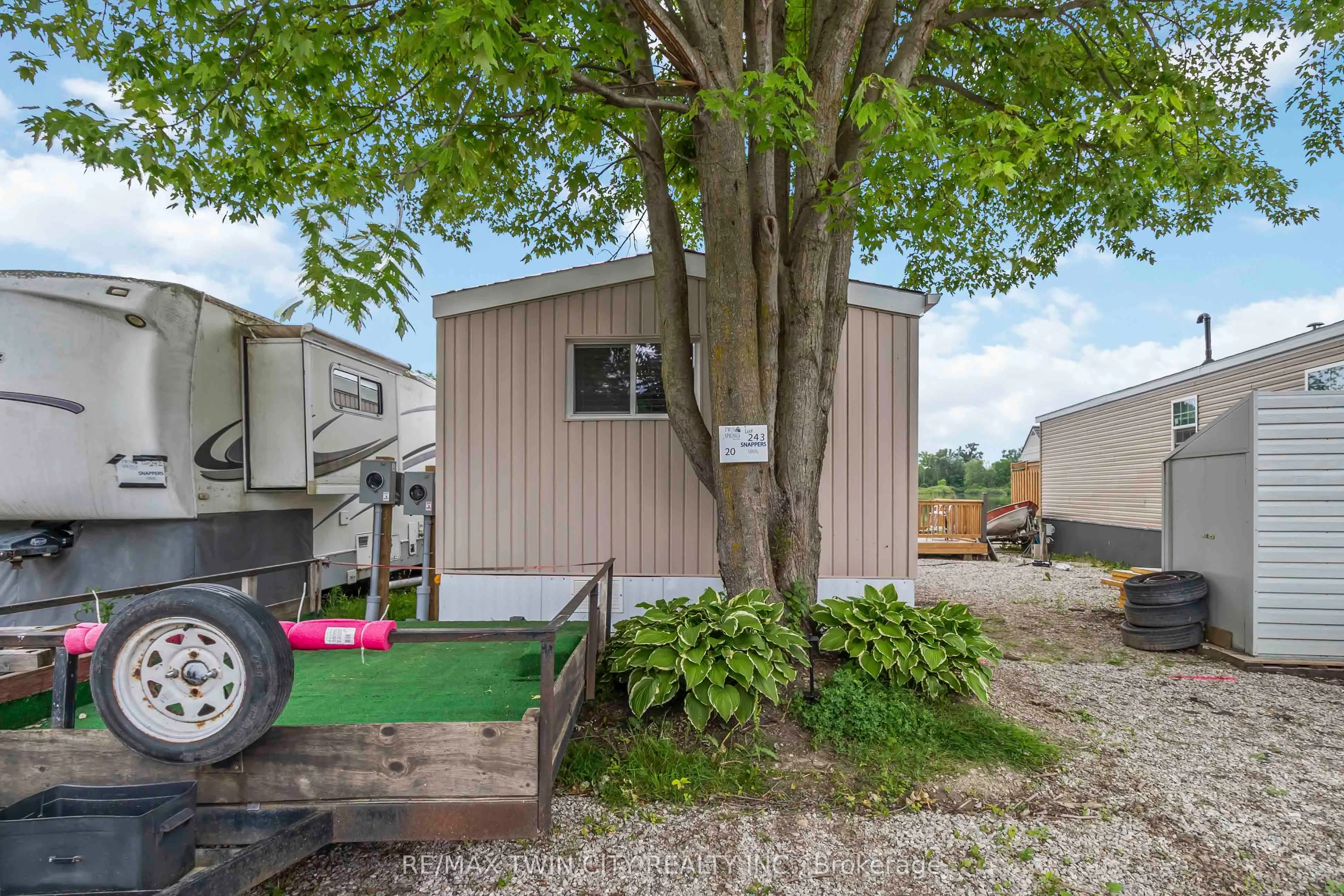 99 Fourth Concession Road, #243