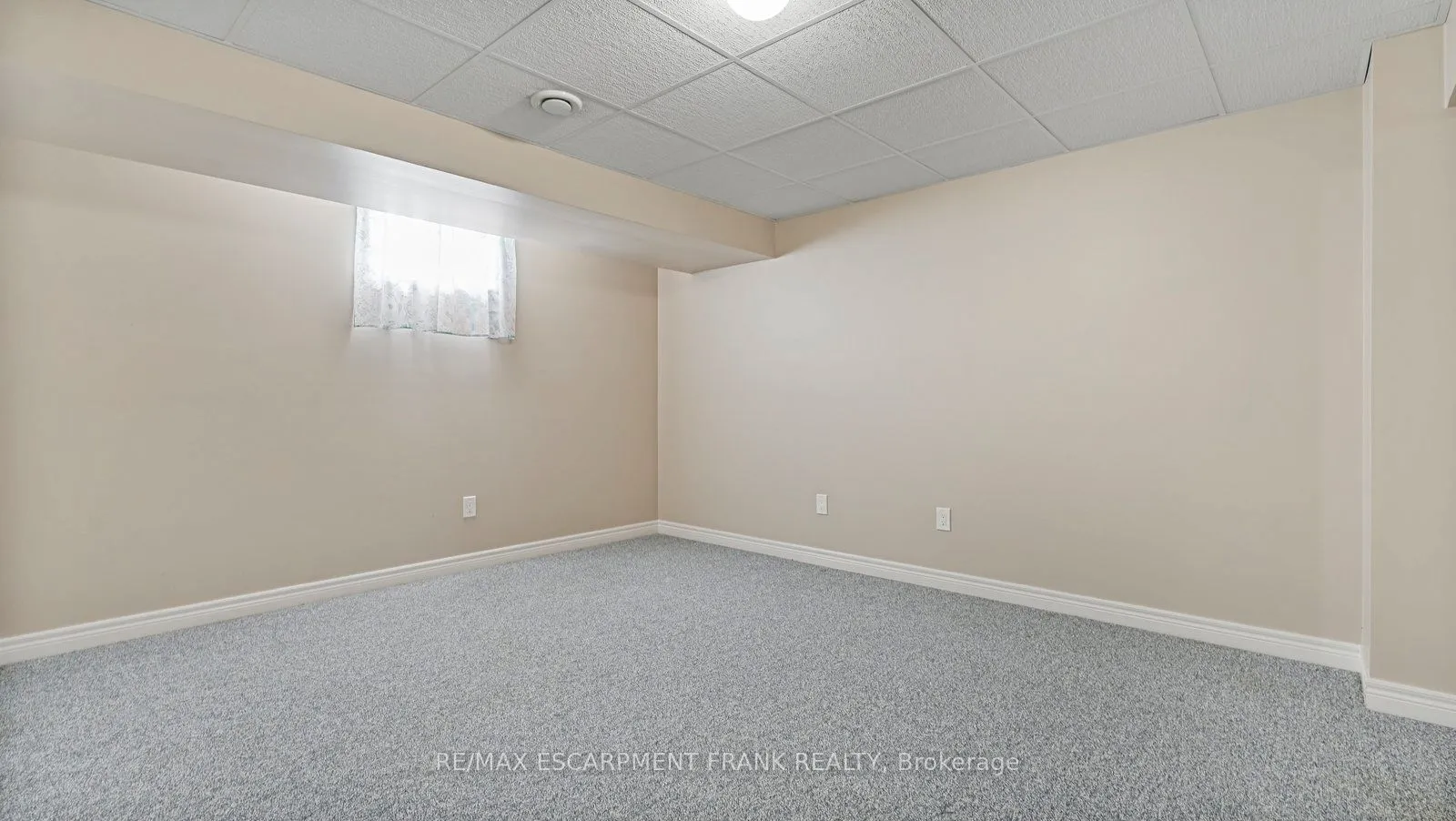 703 BROMAN Court