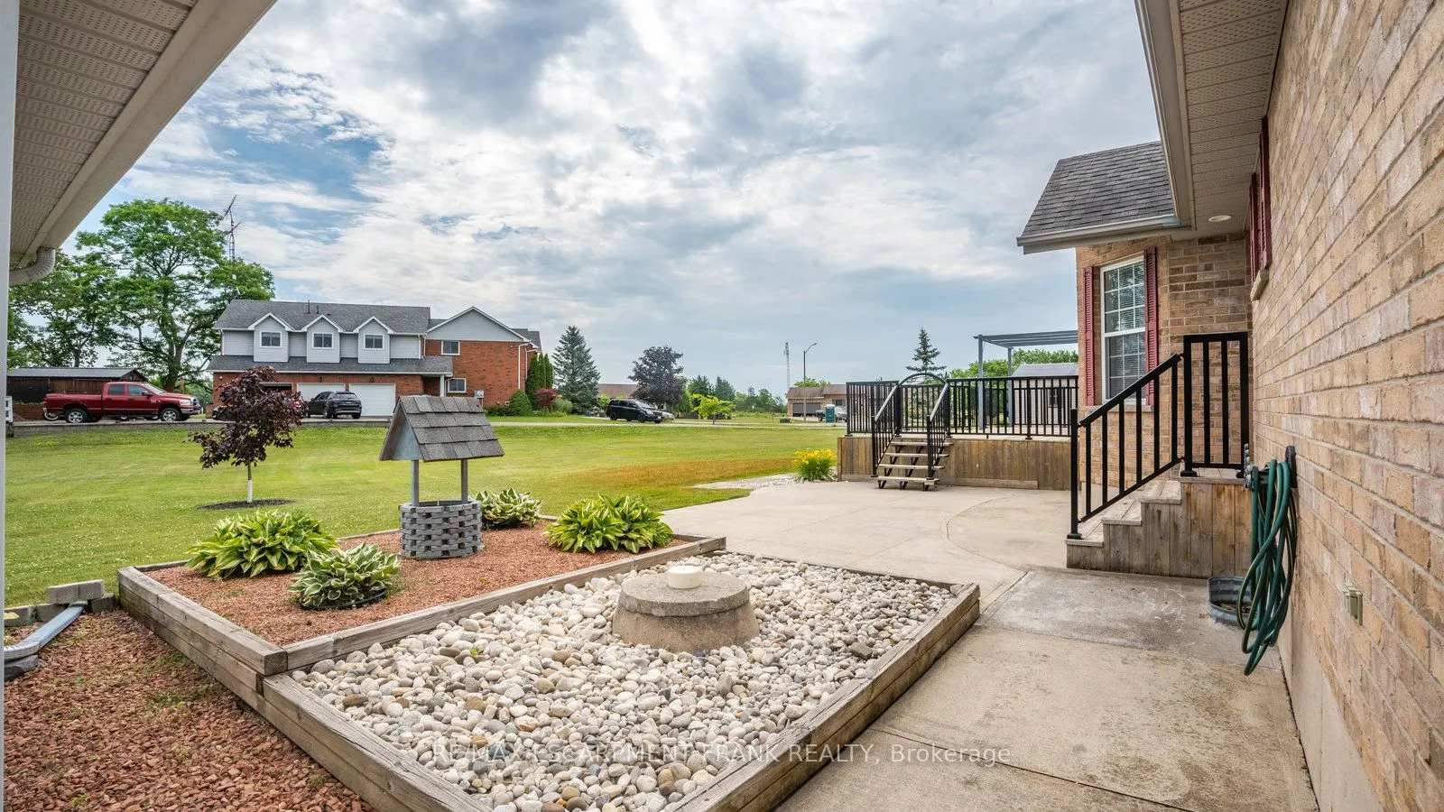 703 BROMAN Court