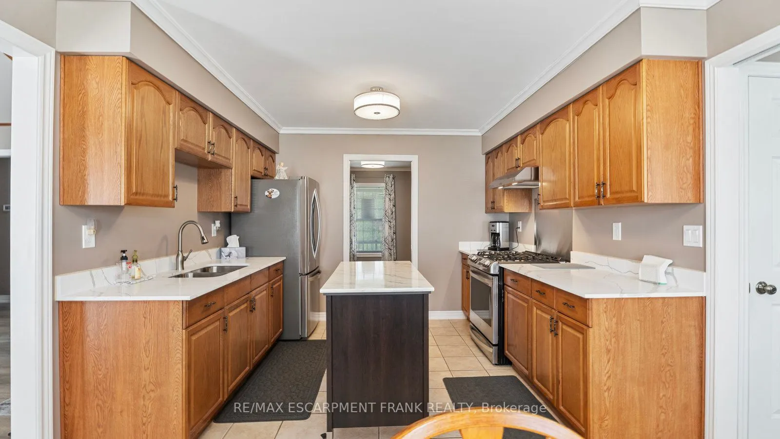 703 BROMAN Court