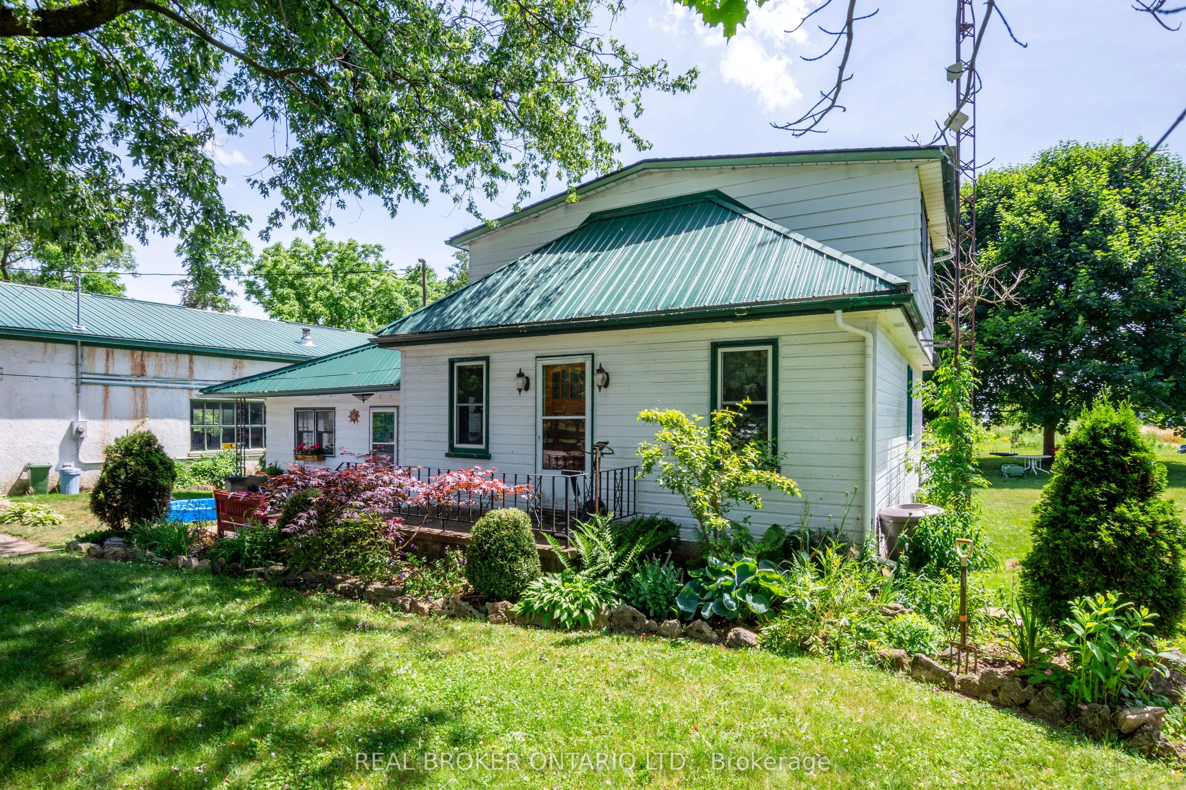 1247 Old 8 Highway