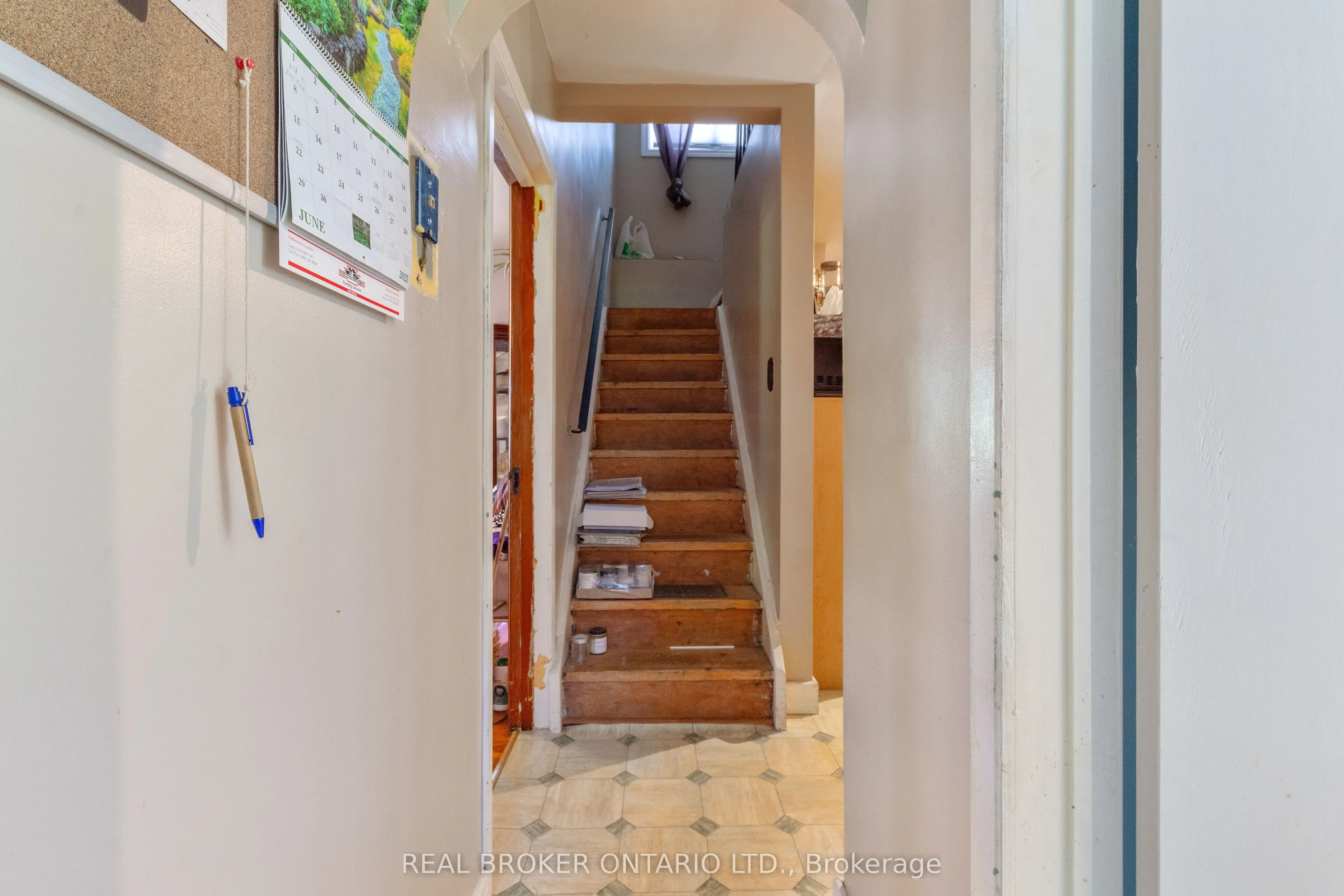 1247 Old 8 Highway