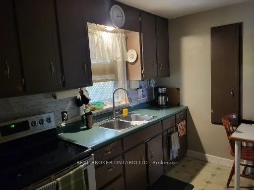 1247 Old 8 Highway