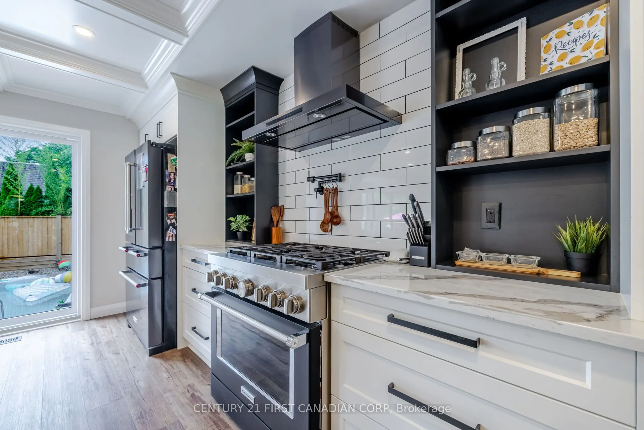 1360 Hastings Drive
