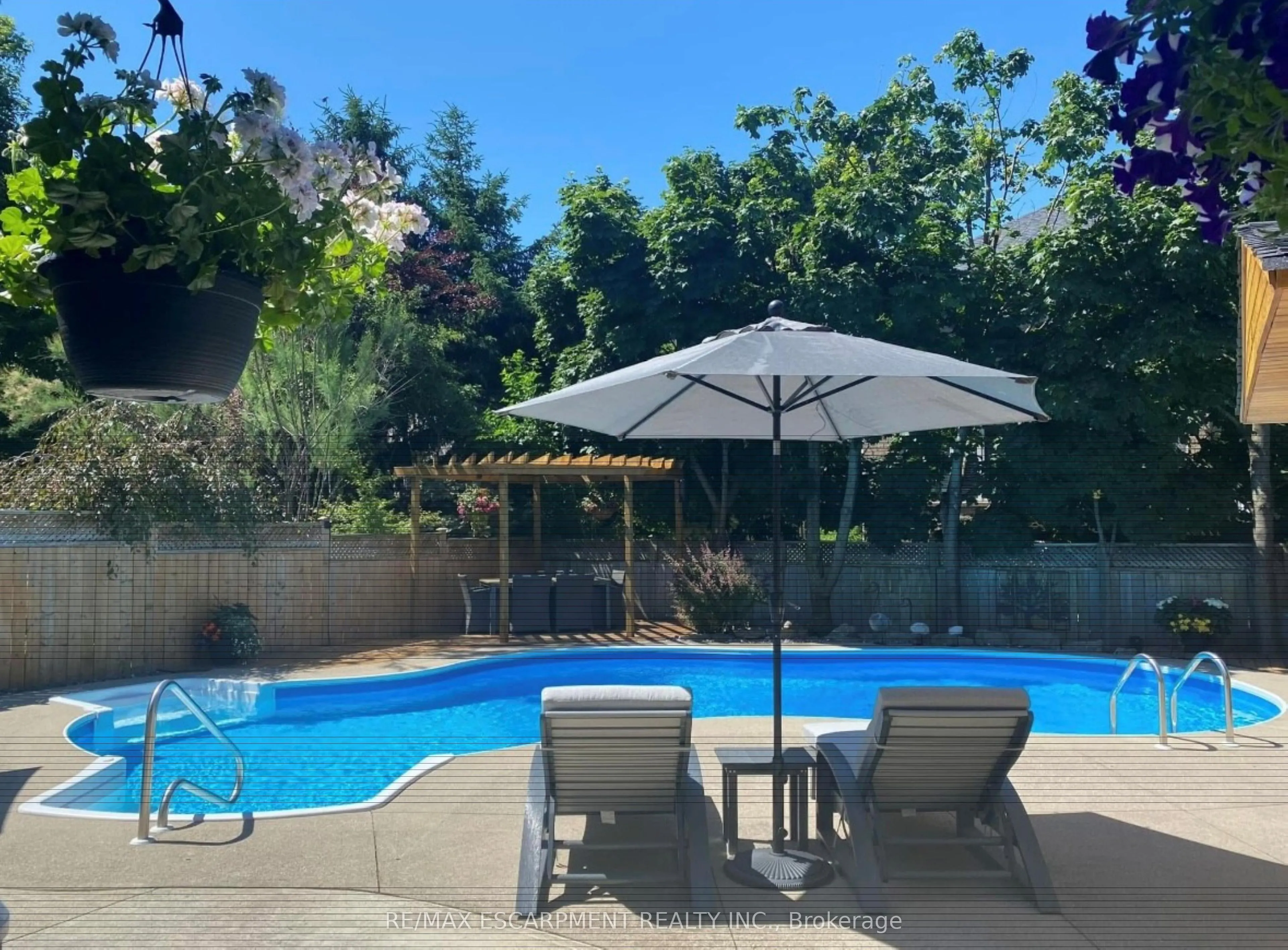 7 Volterra Court