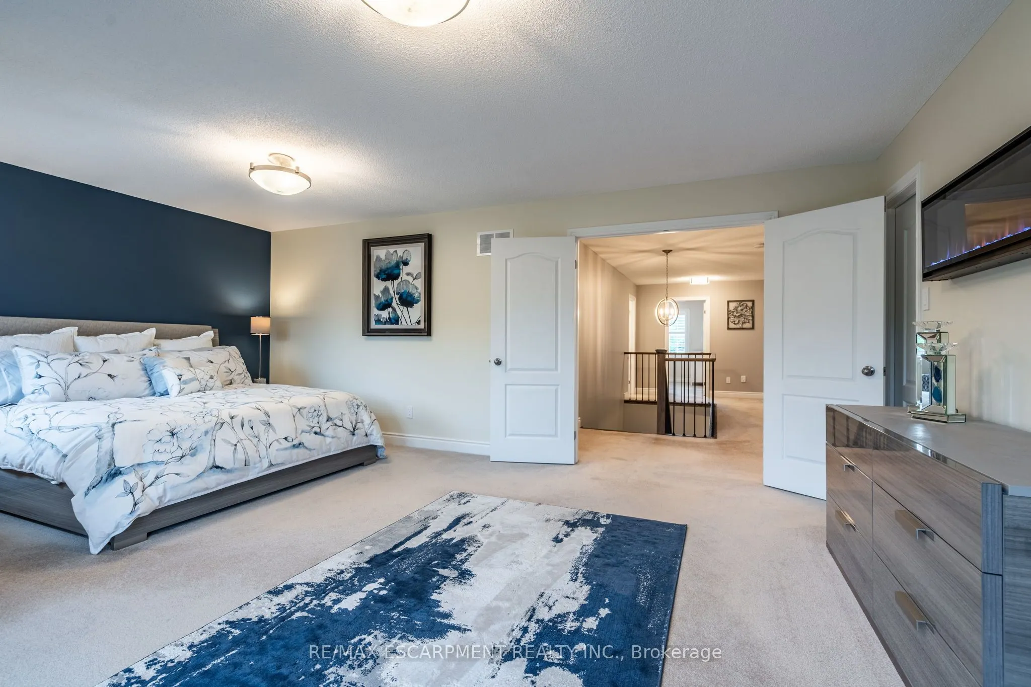 7 Volterra Court