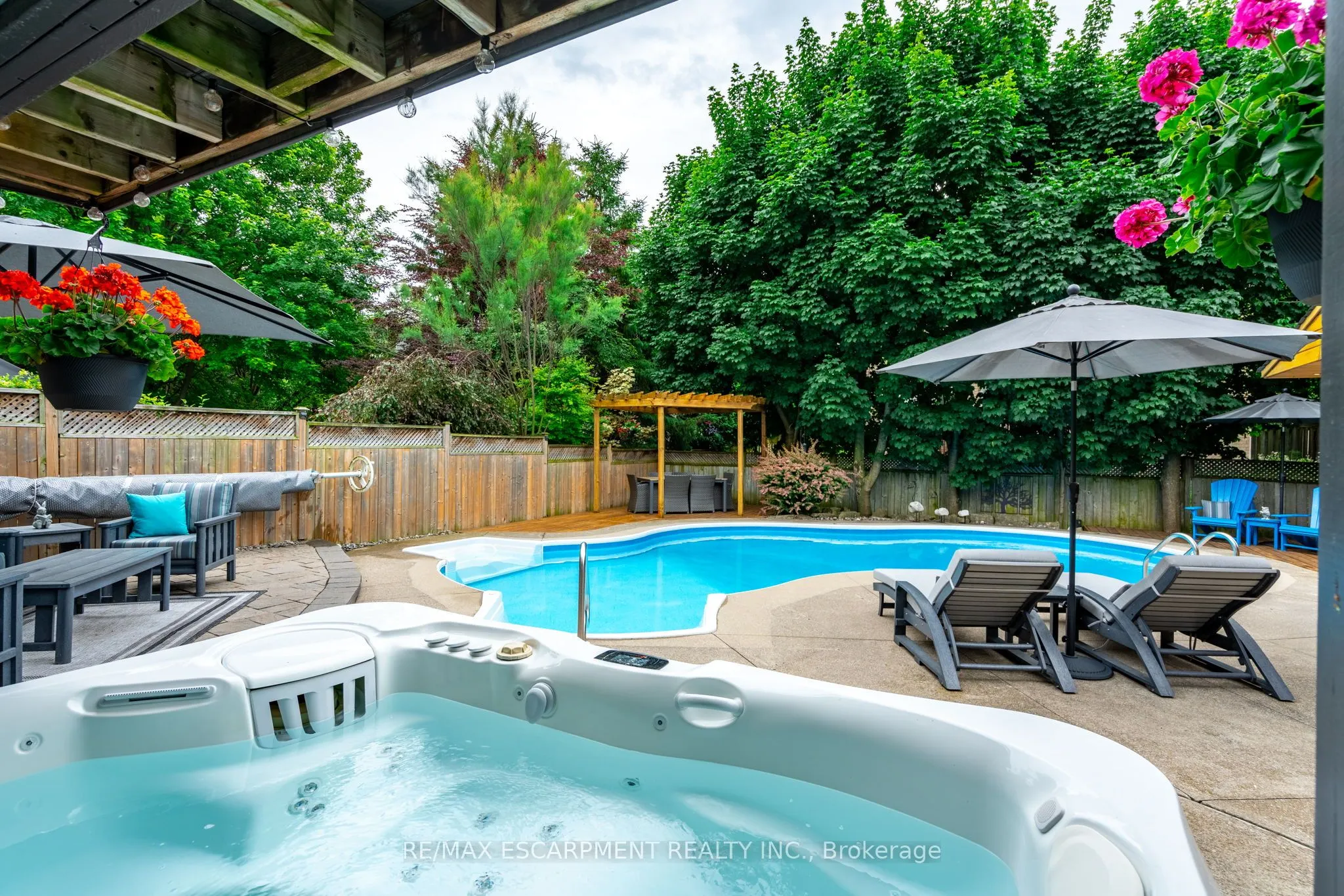 7 Volterra Court