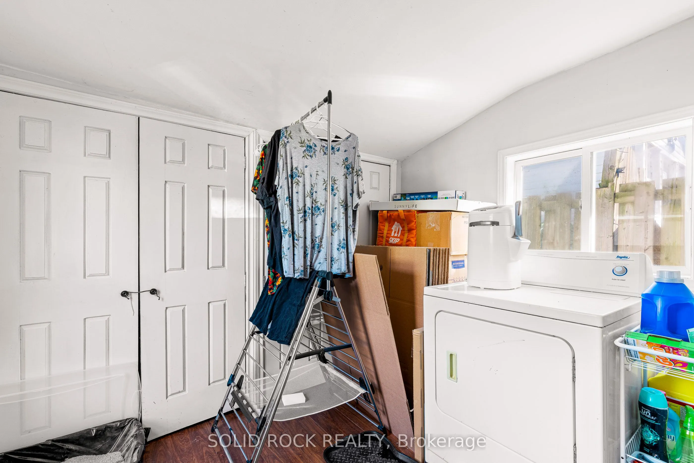 29 Edgewood Avenue