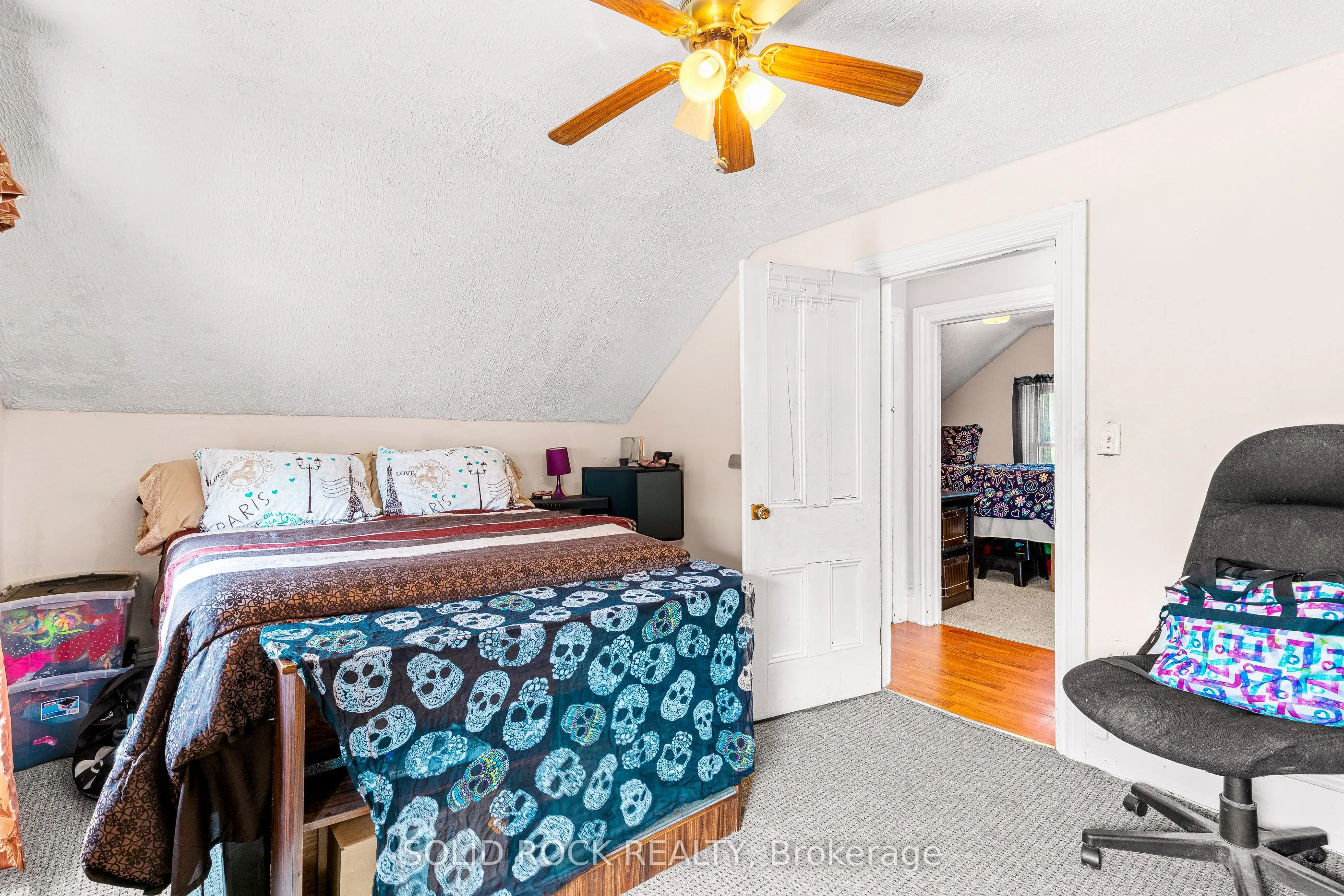 29 Edgewood Avenue