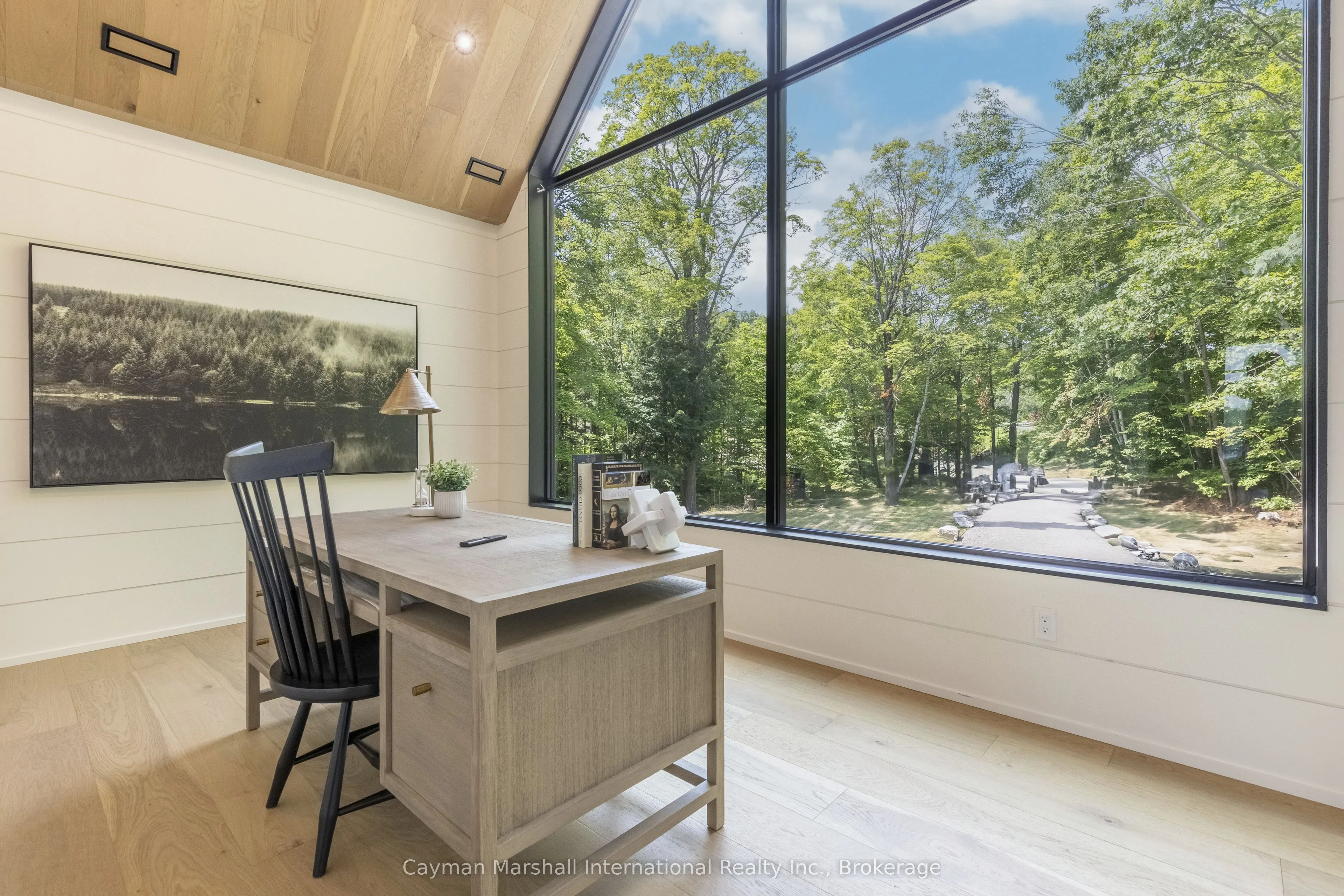 1002 Murphy Road