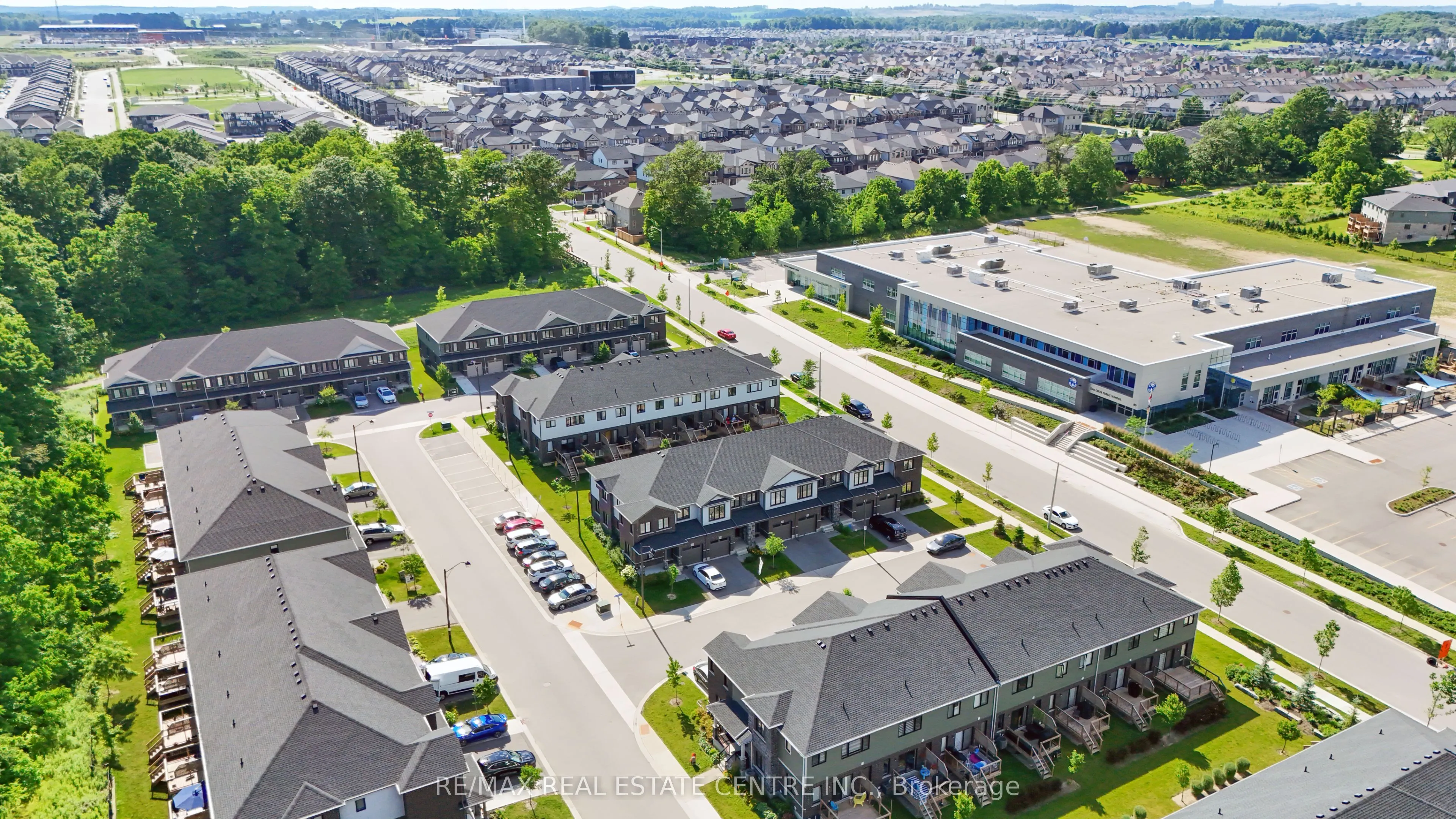504 WOODLEA Court