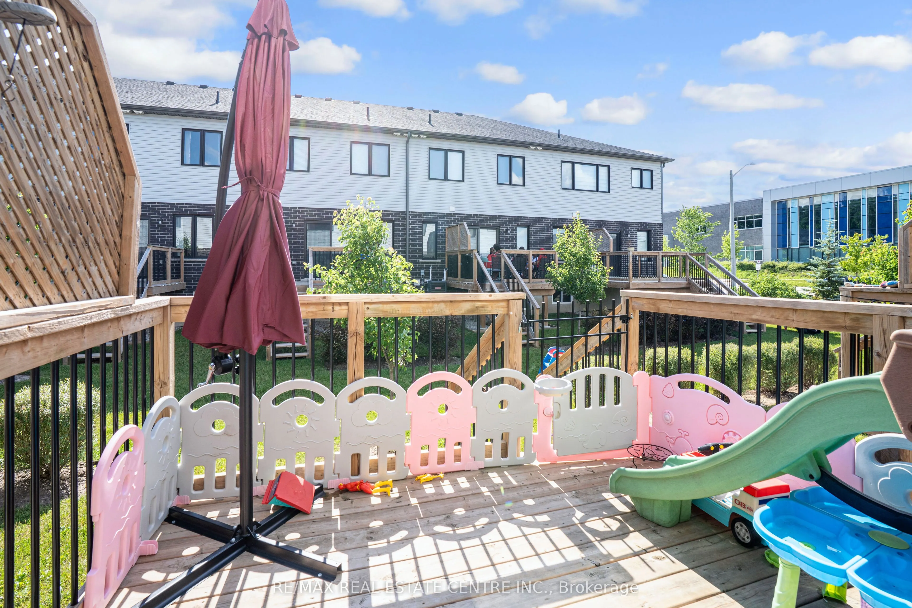 504 WOODLEA Court