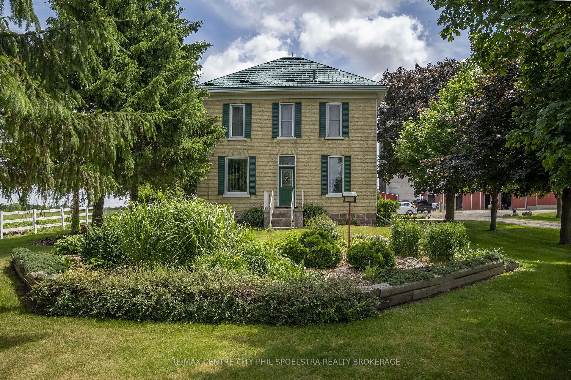 34212 Denfield Road