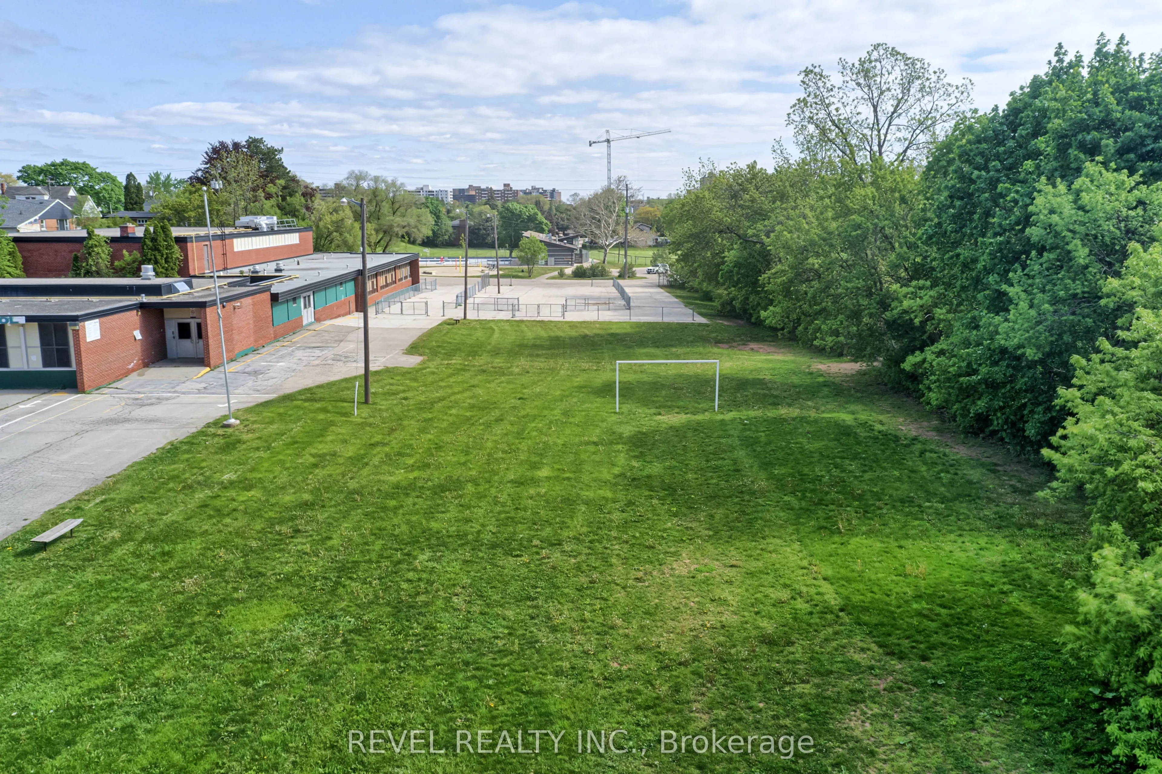 45 Randall Avenue