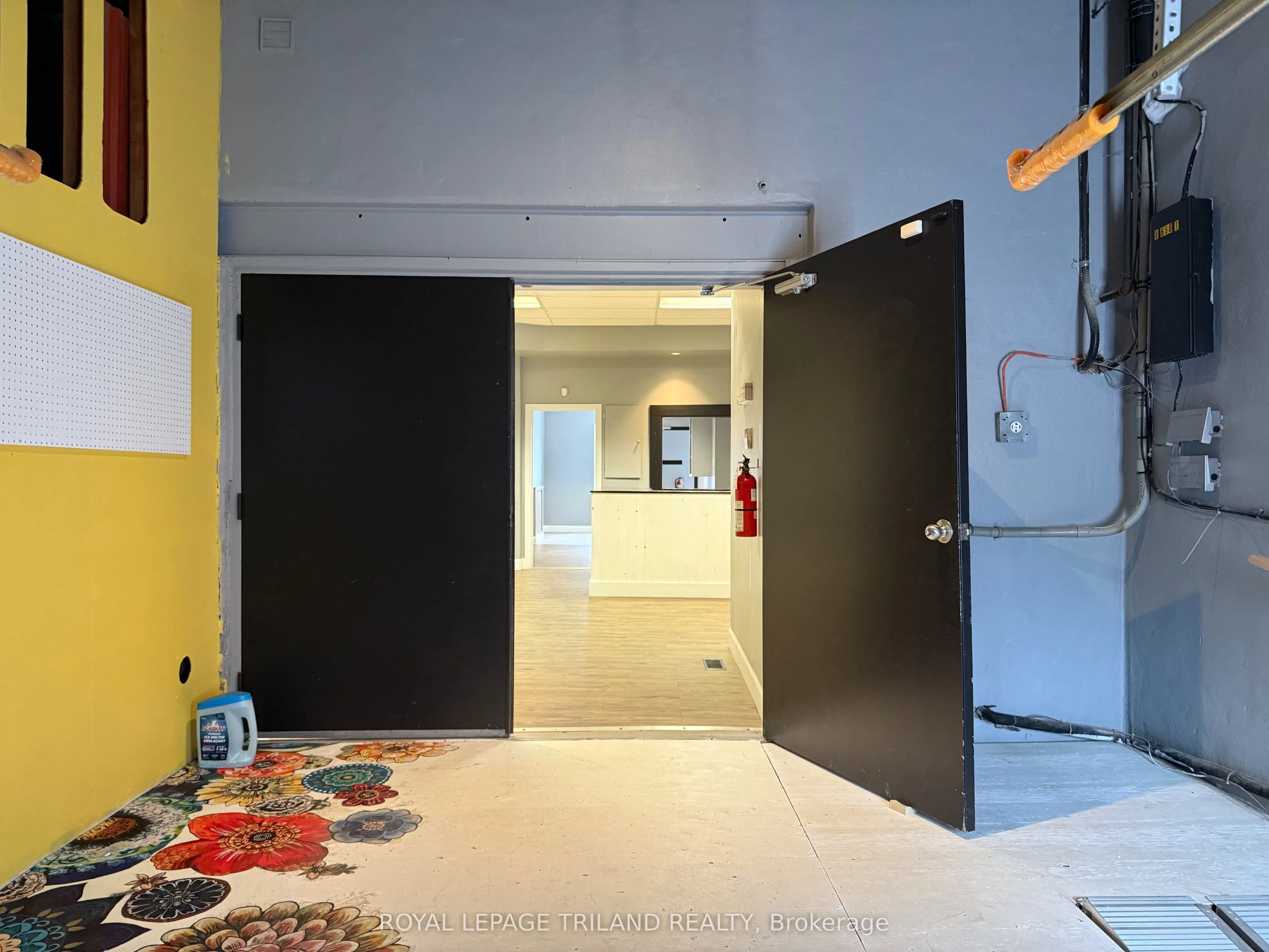 656 Talbot Street, #Main Floor