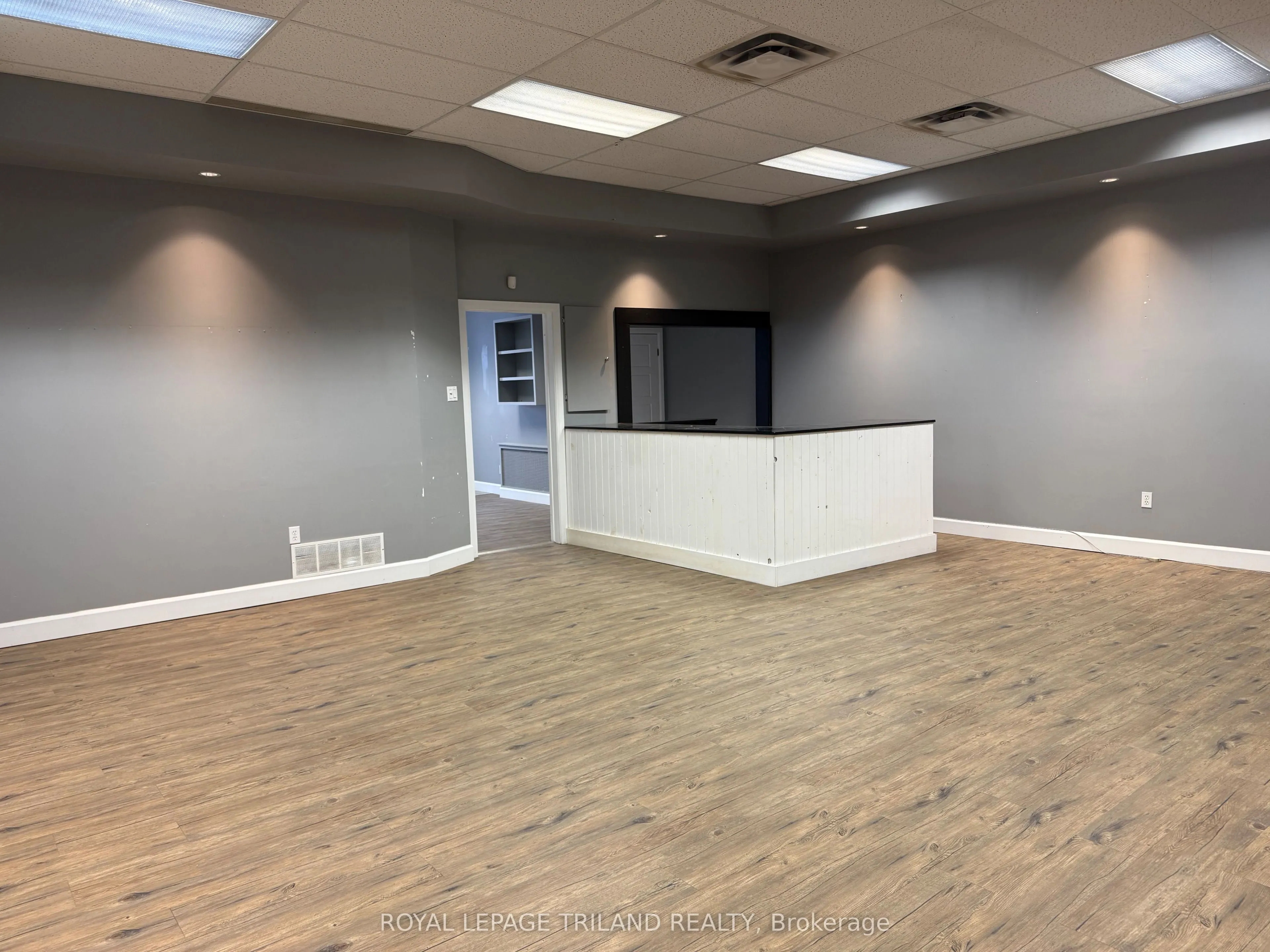 656 Talbot Street, #Main Floor