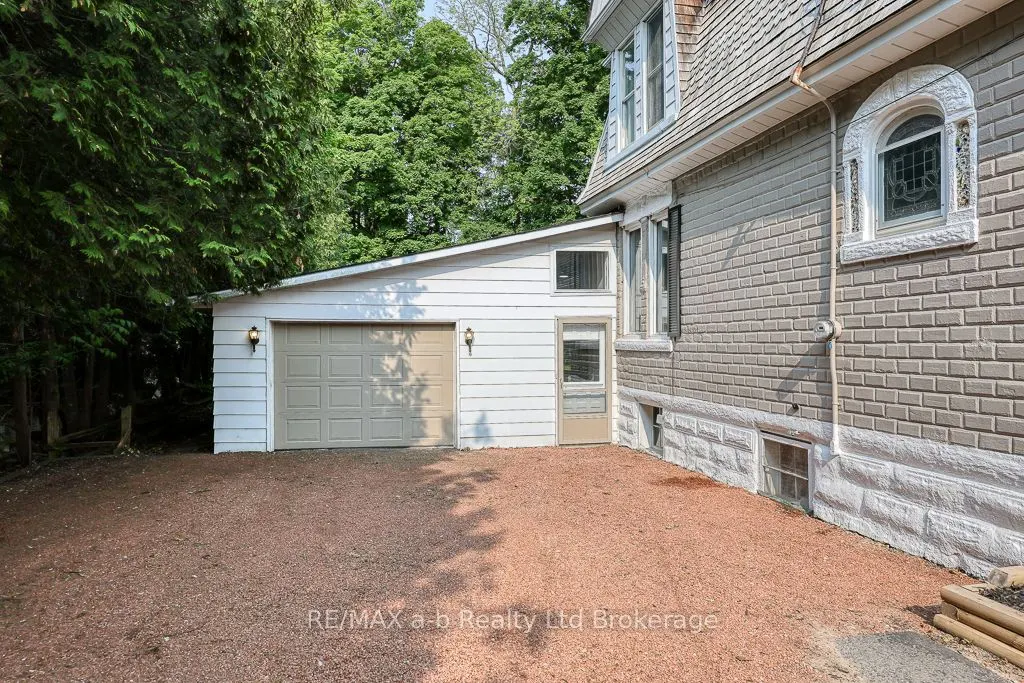 189 Rolph Street