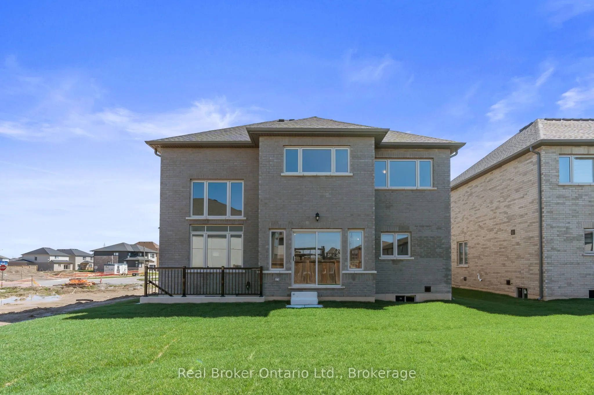 15 Venture Way