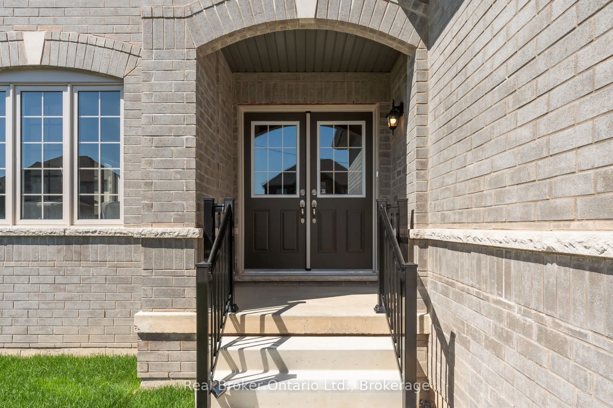 15 Venture Way
