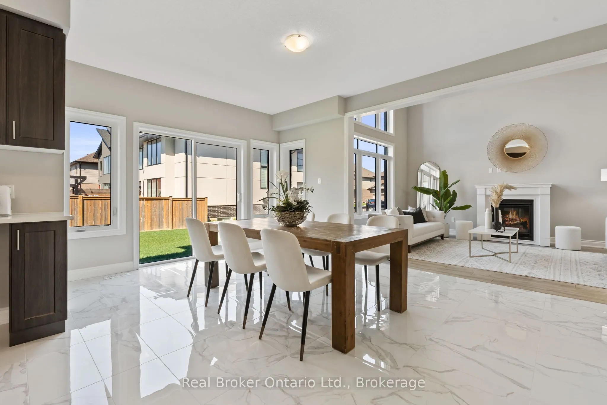 15 Venture Way