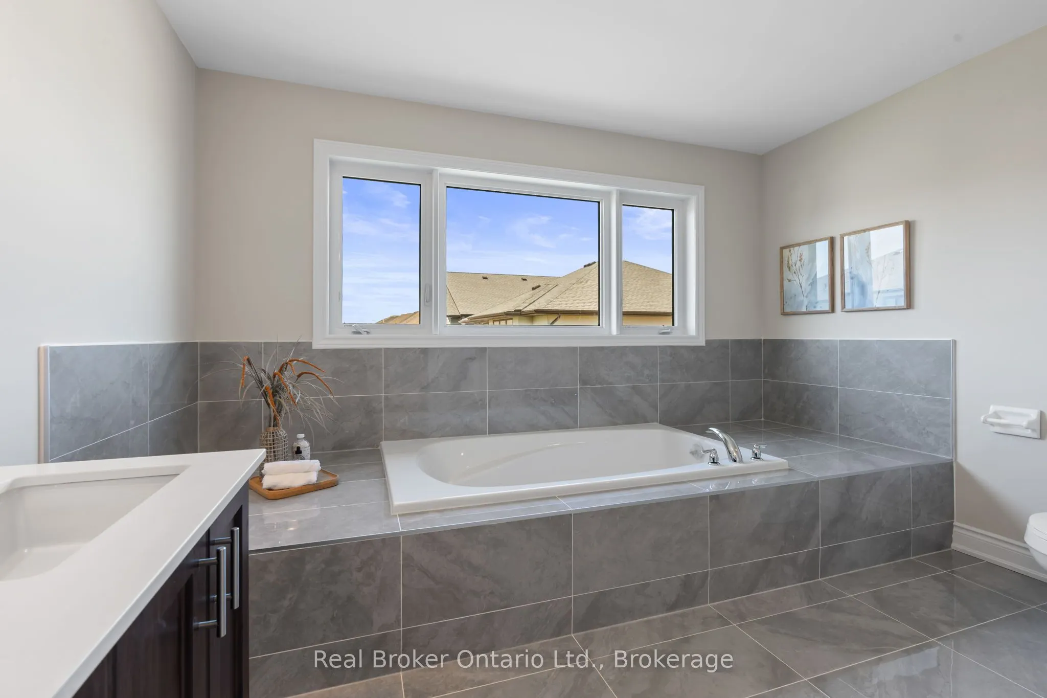 15 Venture Way