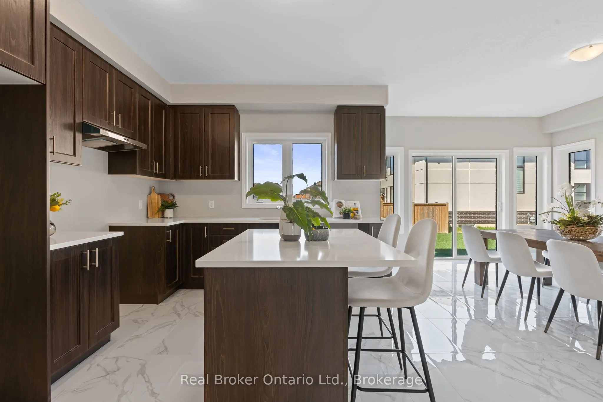 15 Venture Way