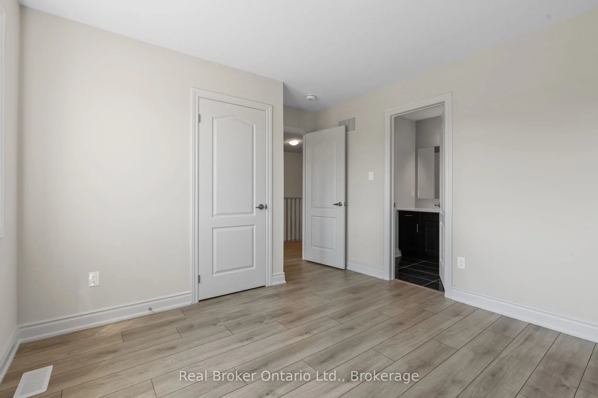 15 Venture Way
